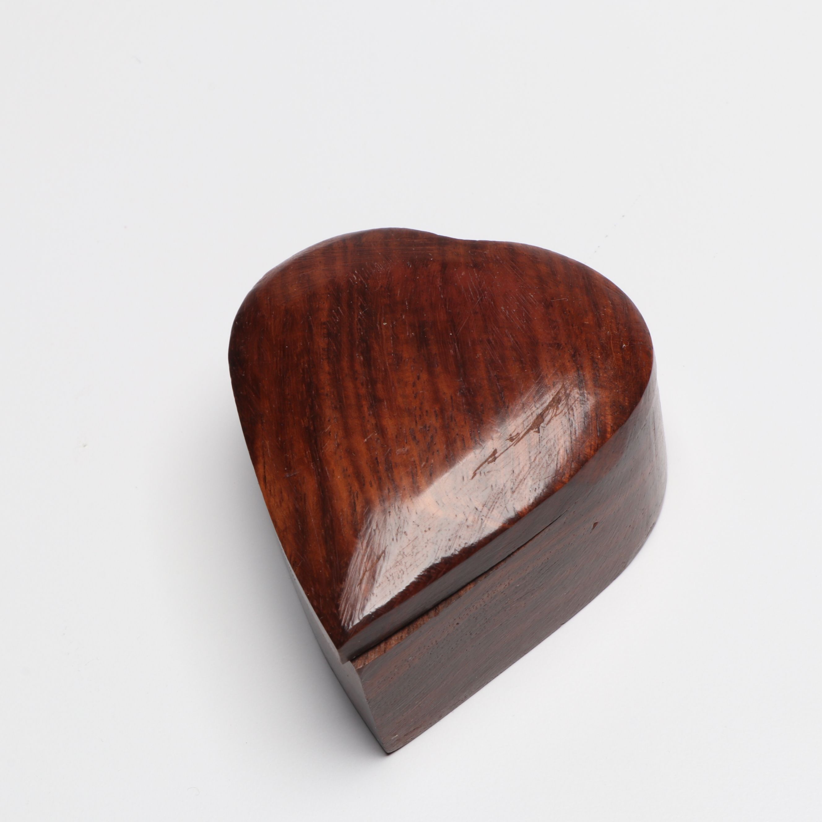 Sigma Ceramic Miss Piggy with Other Heart-Shaped Boxes and Décor