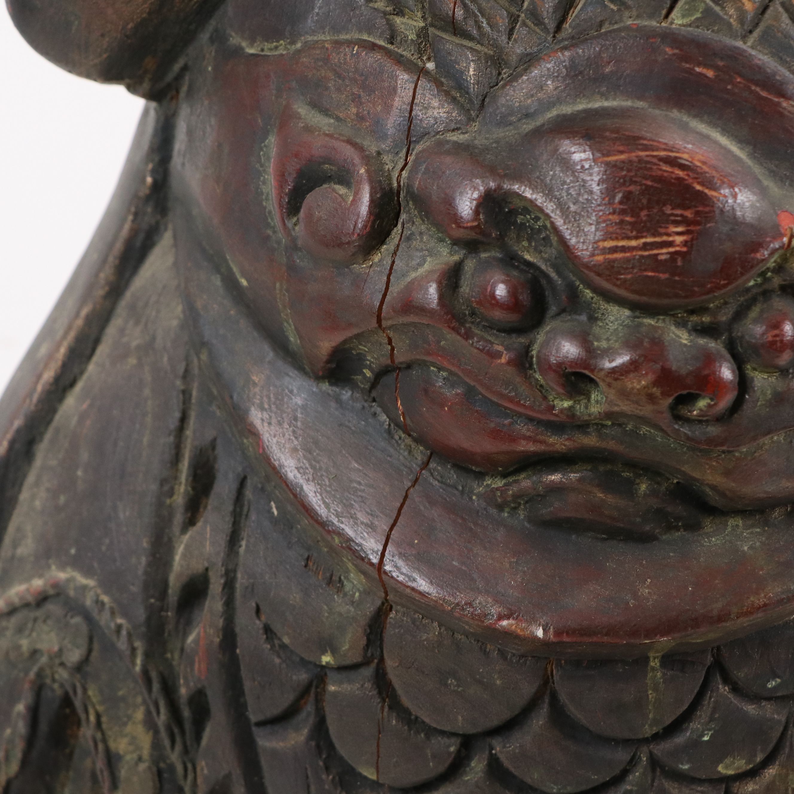 Carved Wooden Statue of Chinese Deity Guan Yu, Early/Mid-20th Century