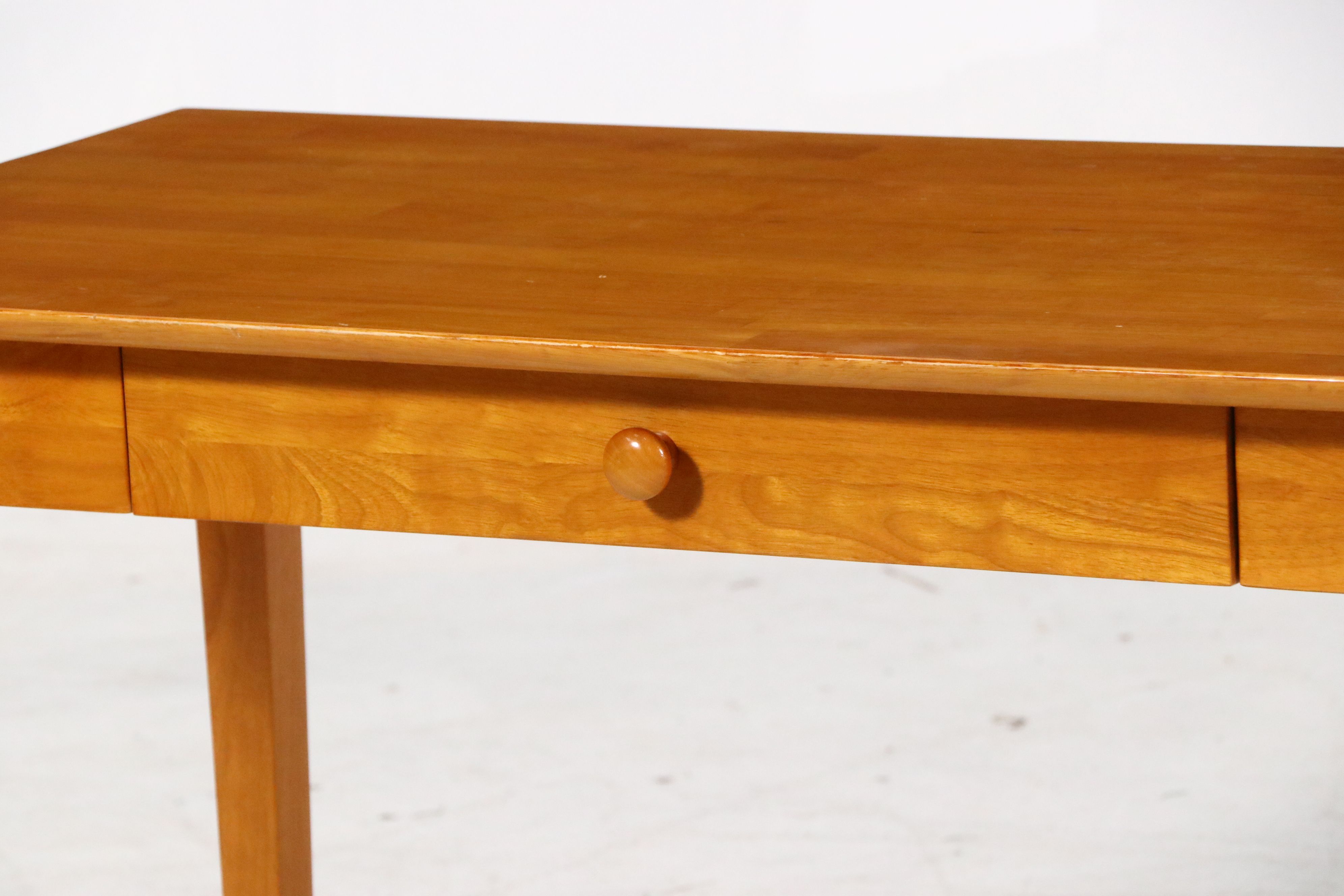 Shaker Style Honey Maple Finish Single Drawer Writing Table