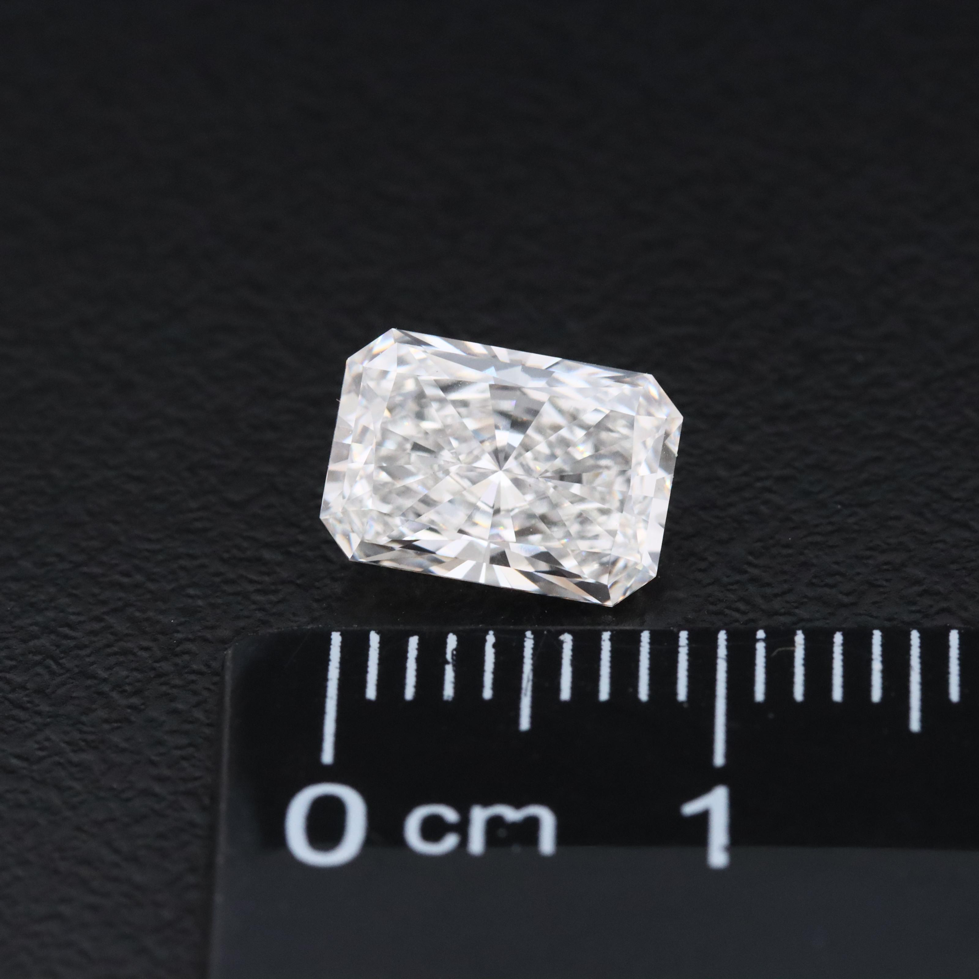 Loose 1.88 CT Lab Grown Diamond with IGI Report