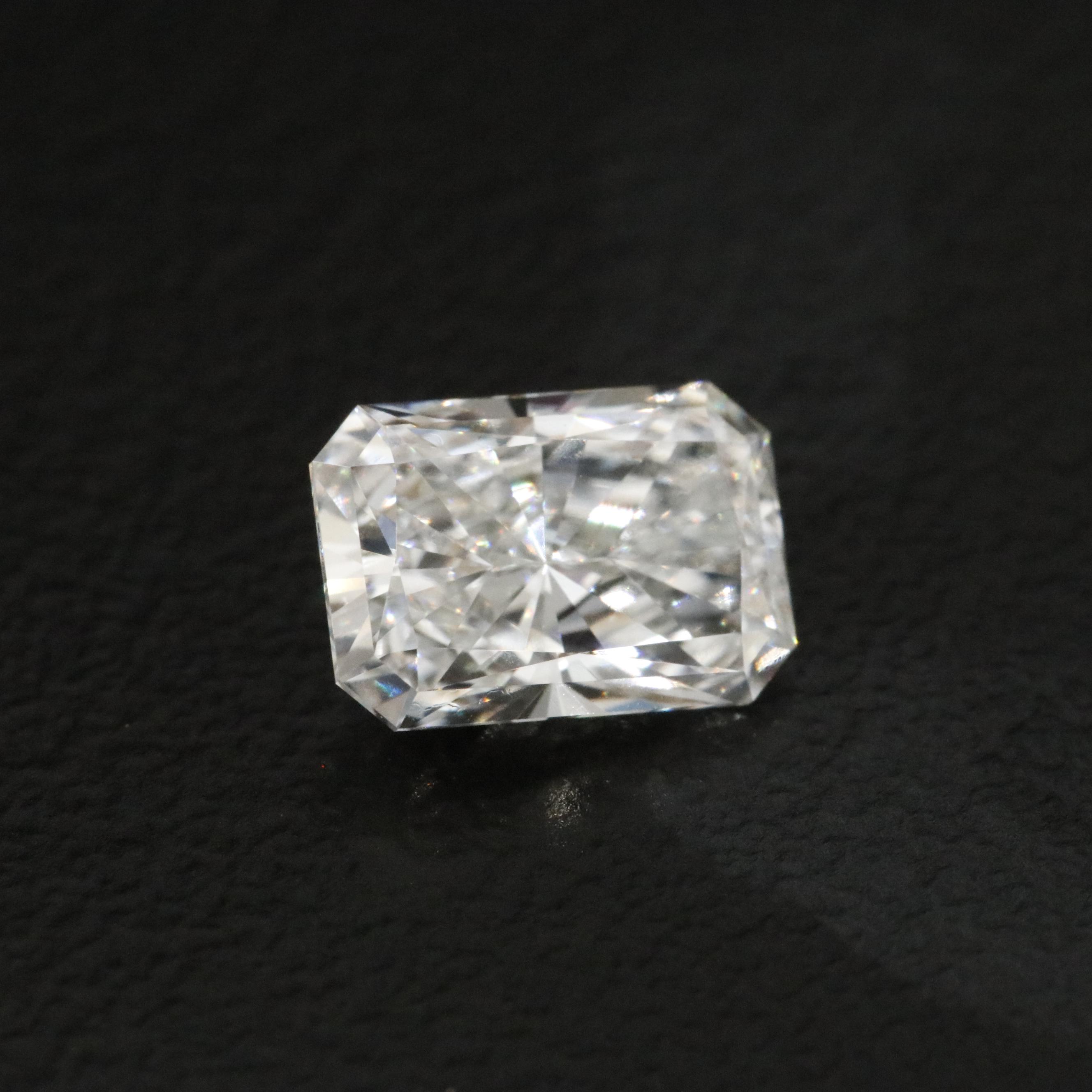 Loose 1.01 CT Lab Grown Diamond with IGI Report