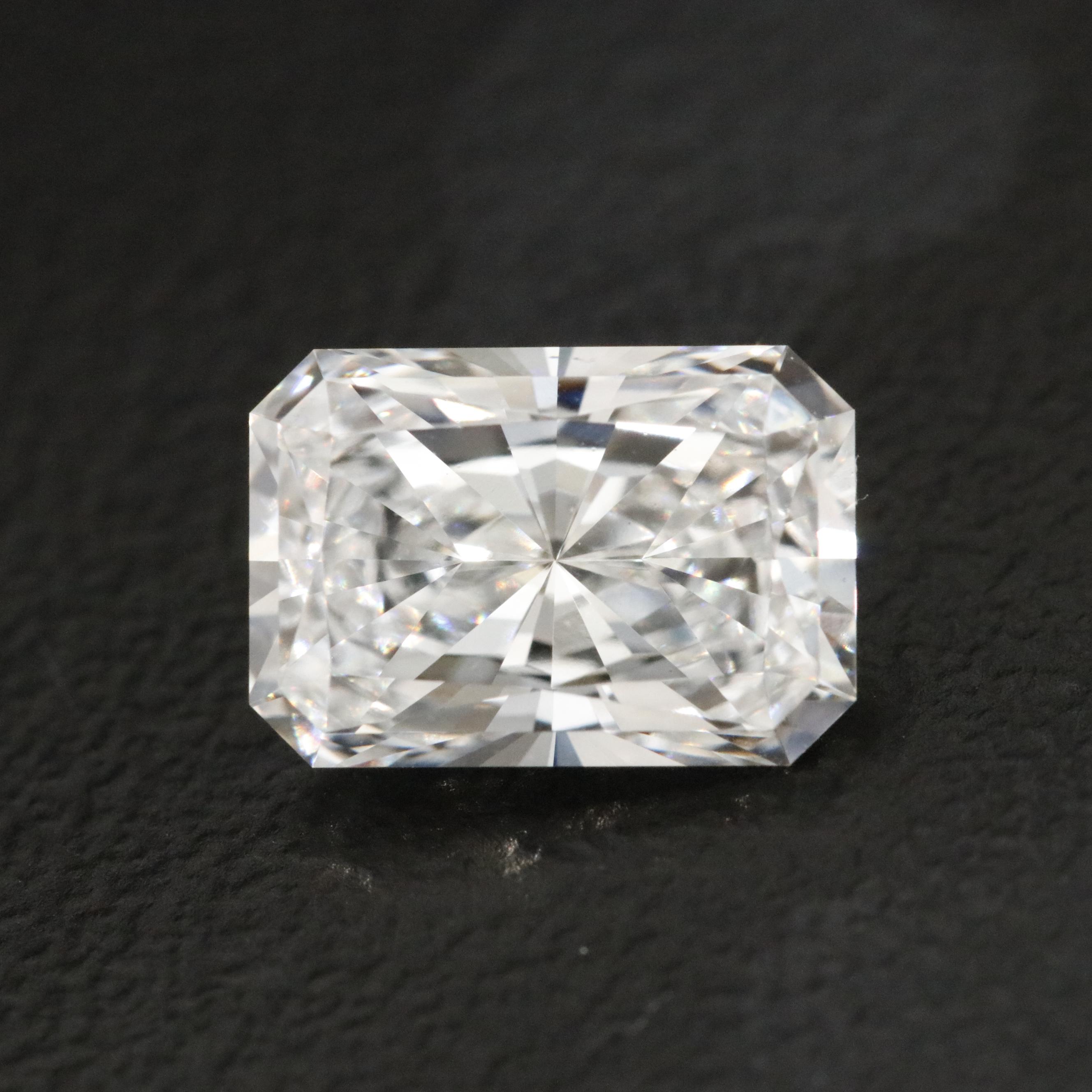 Loose 1.59 CT Lab Grown Diamond with IGI Report