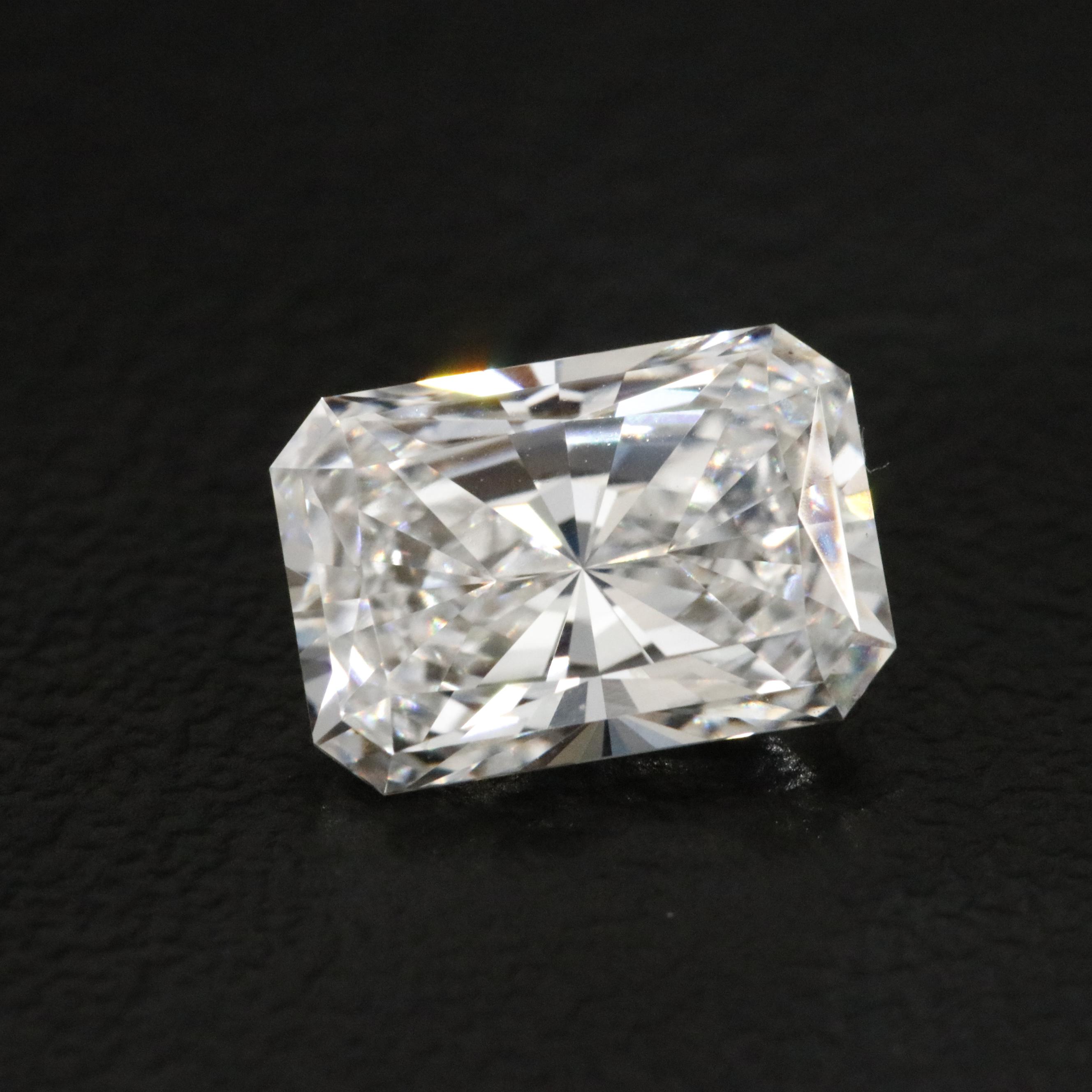 Loose 1.59 CT Lab Grown Diamond with IGI Report