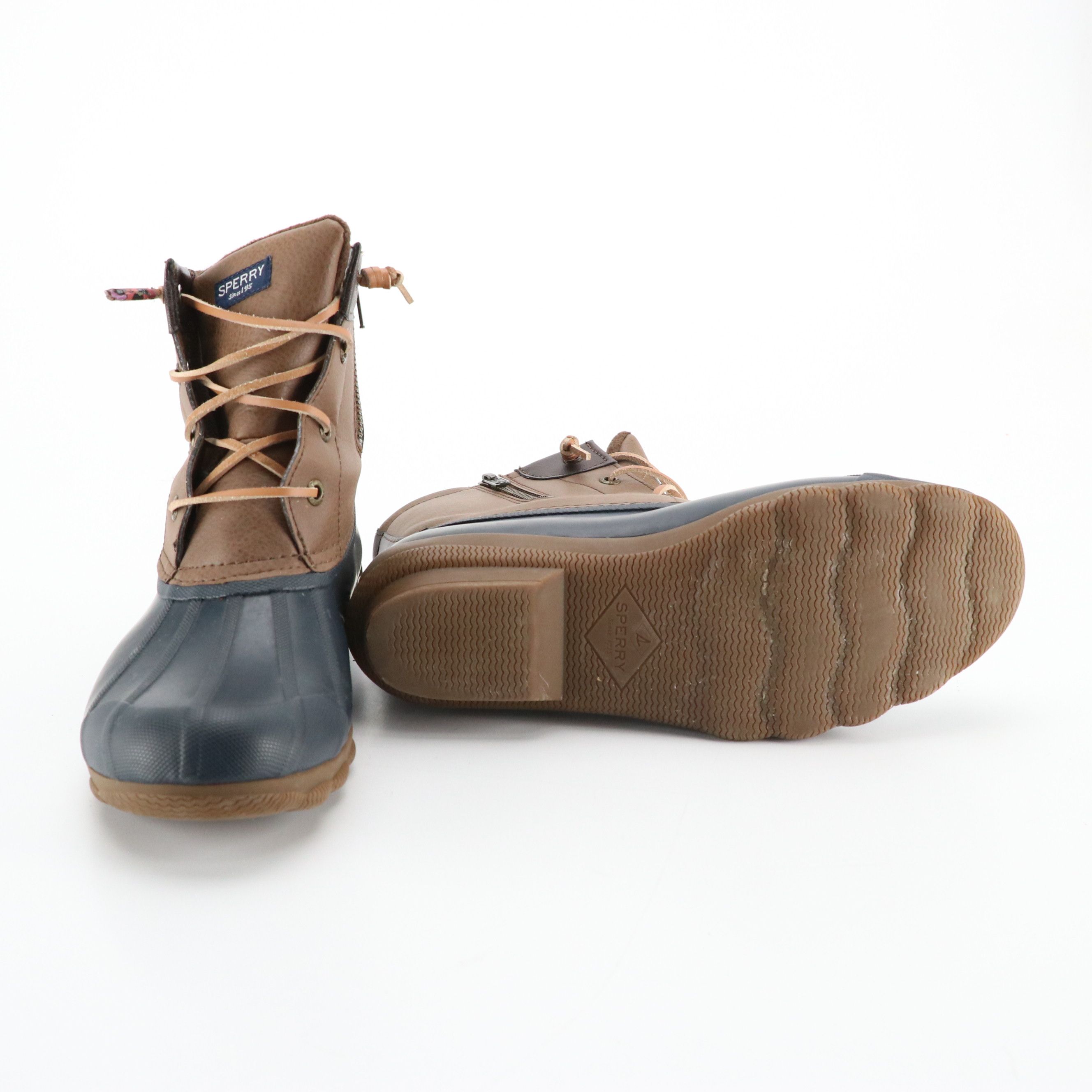 Sperry Syren Gulf Duck Boot in Navy/Brown
