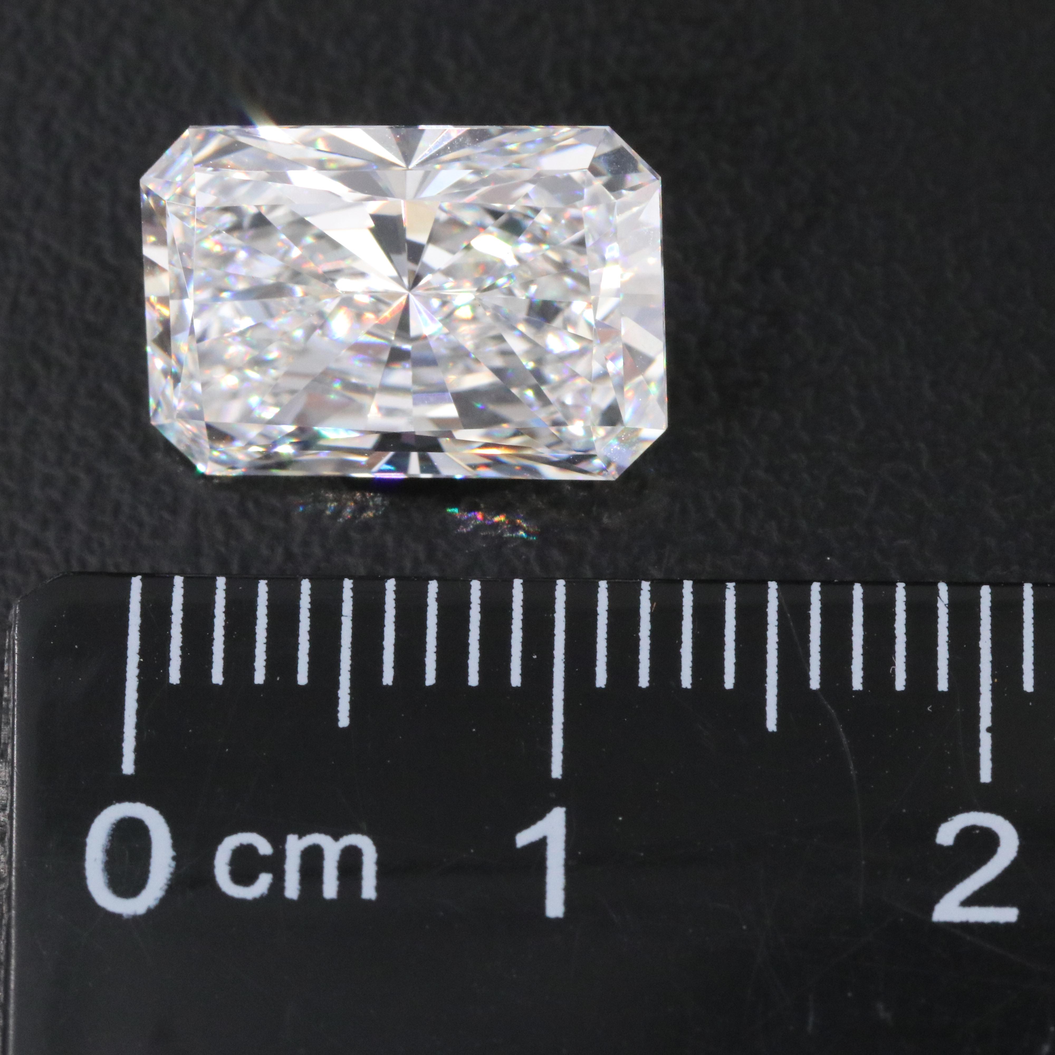 Loose 5.09 CT Lab Grown Diamond with IGI Report