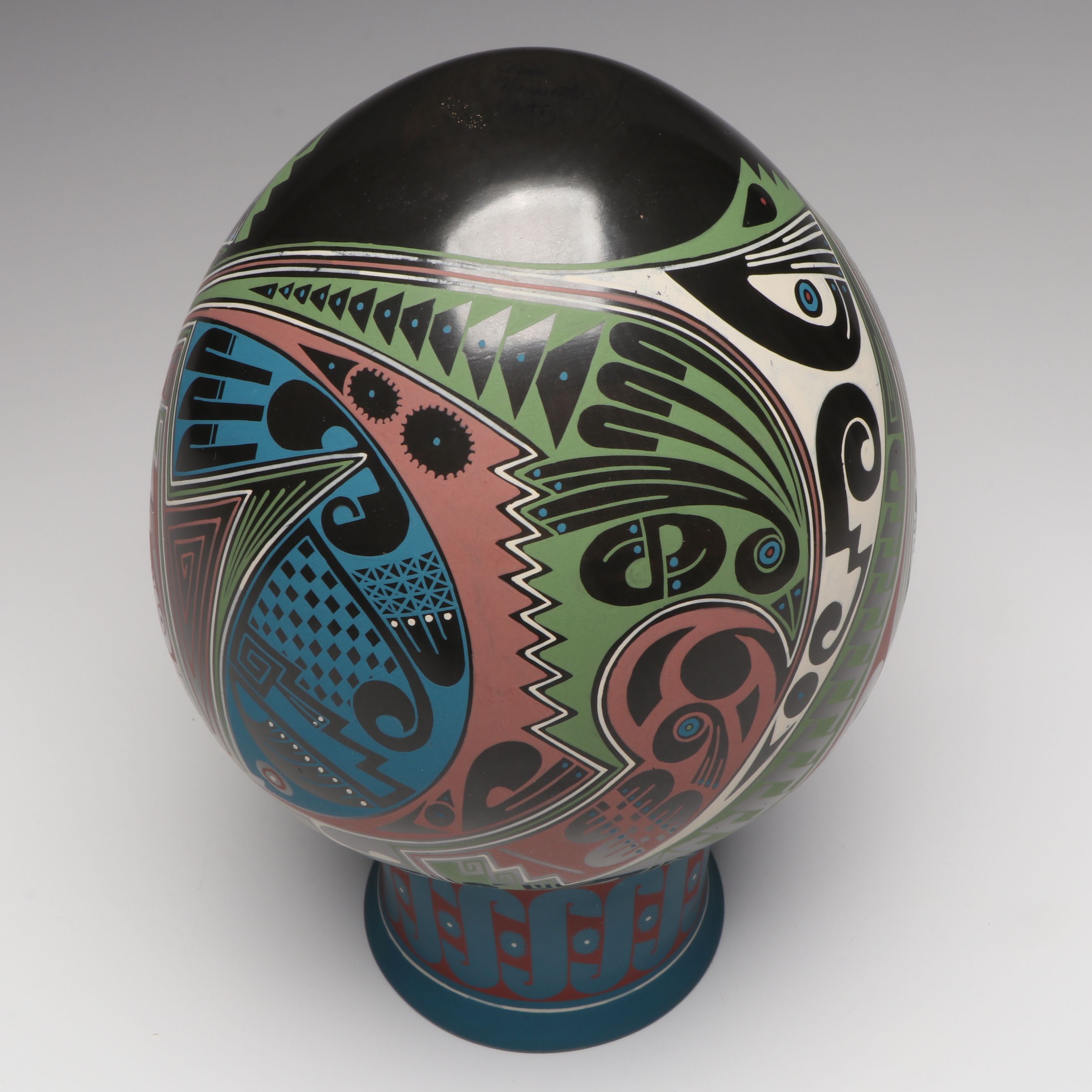 Cesar Navarrete Mata Ortiz Ceramic Vase