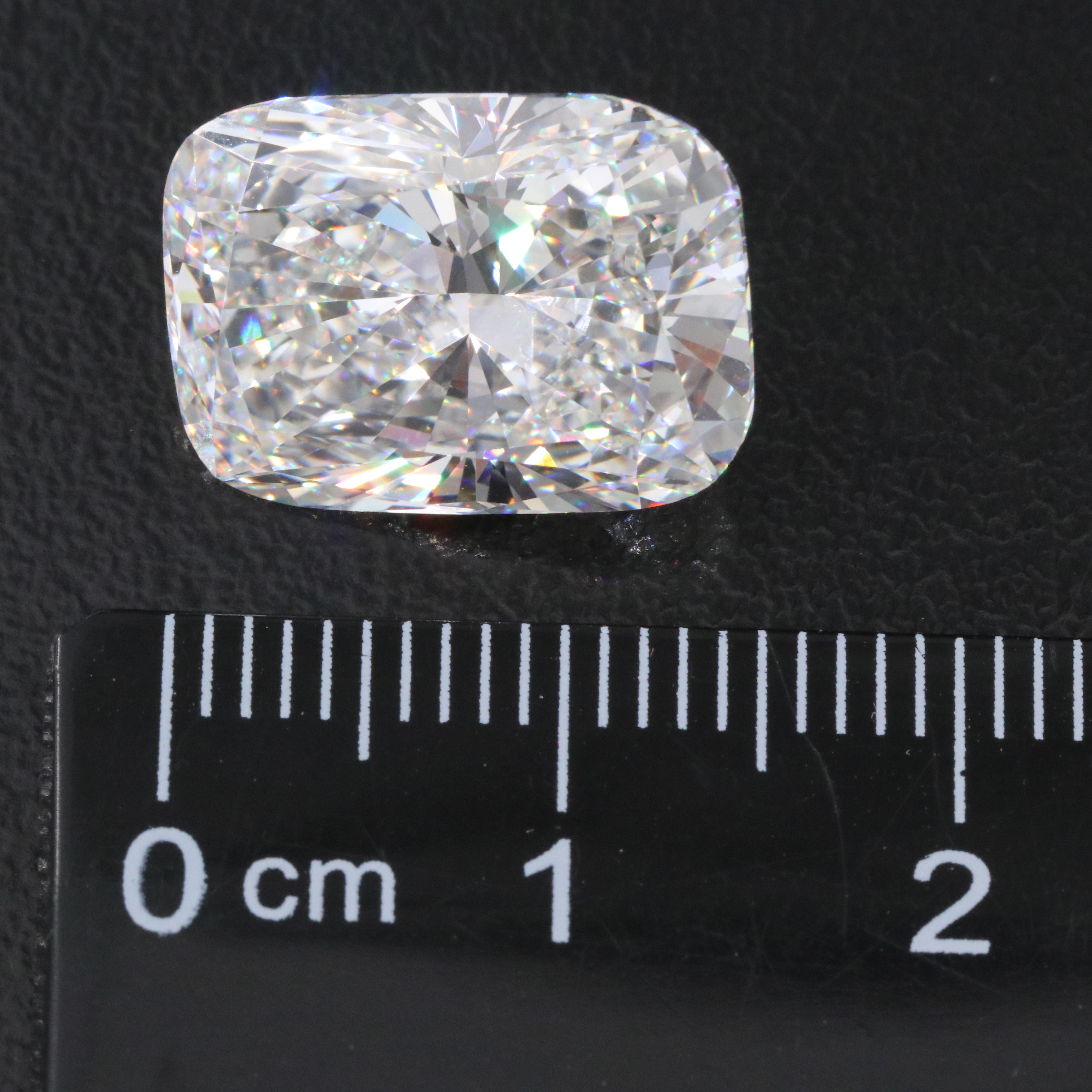 Loose 9.45 CT Lab Grown Diamond with IGI Report