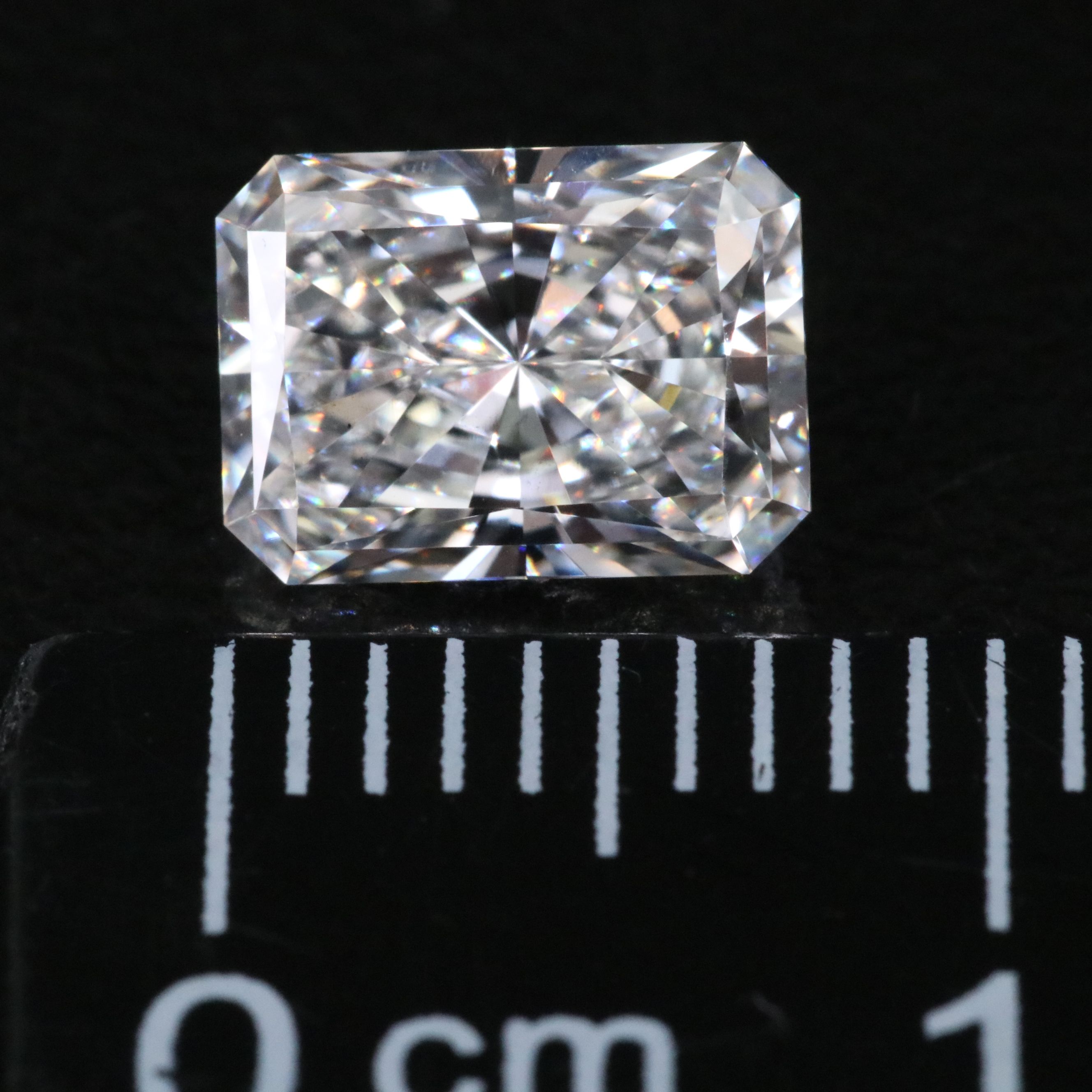 Loose 1.35 CT Lab Grown Diamond with IGI Report