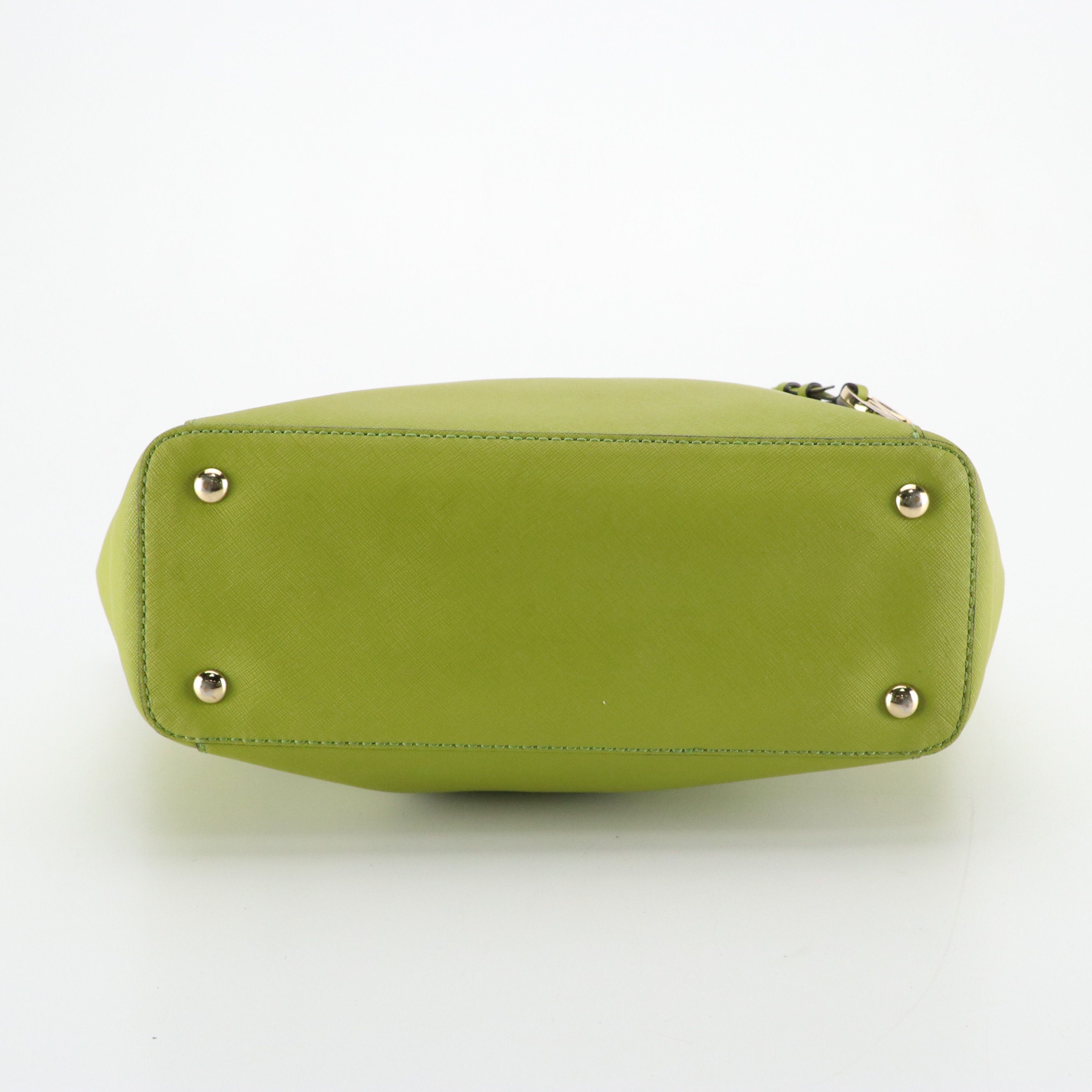 Michael Kors Jet Set Zip Tote in Green Textured Leather