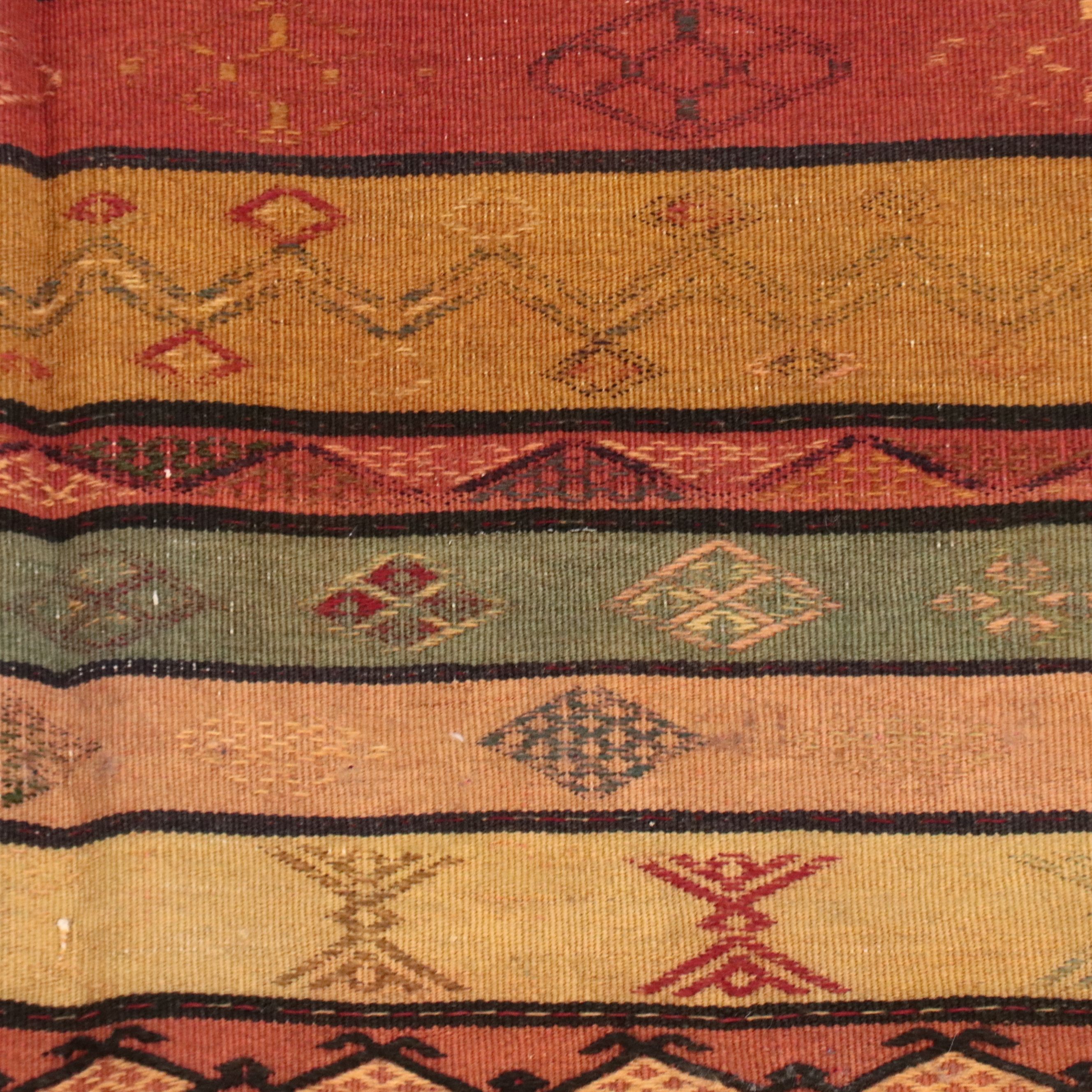 4'10 x 9'10 Handwoven Turkish Mut Cicim Area Rug