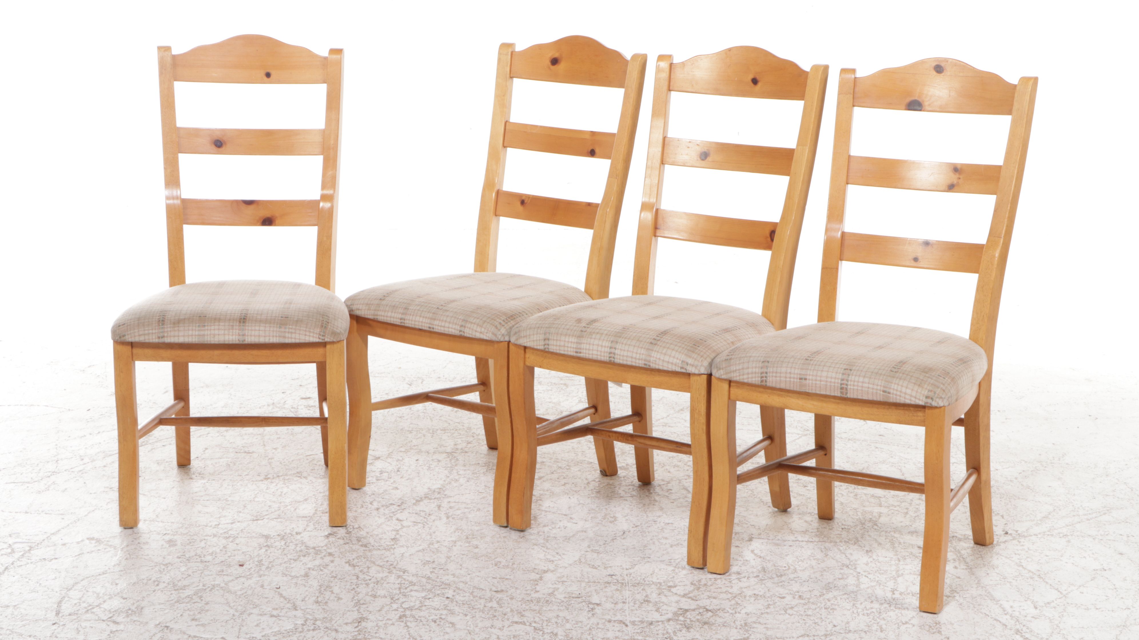 Ashley Furniture Maple Five-Piece Dining Set
