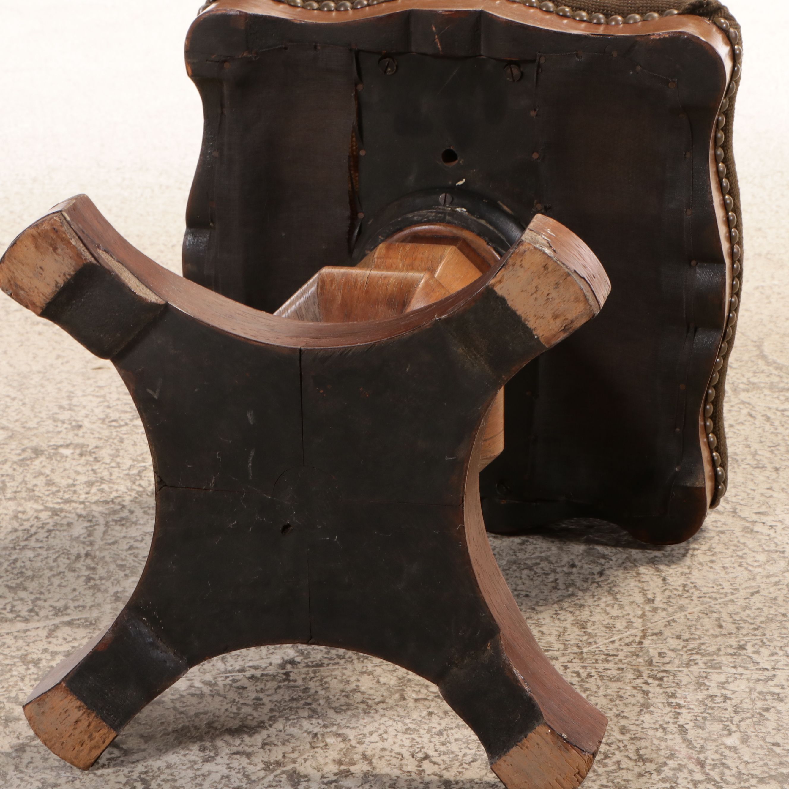 Victorian Walnut Piano Stool with Needlepoint Upholstered Seat