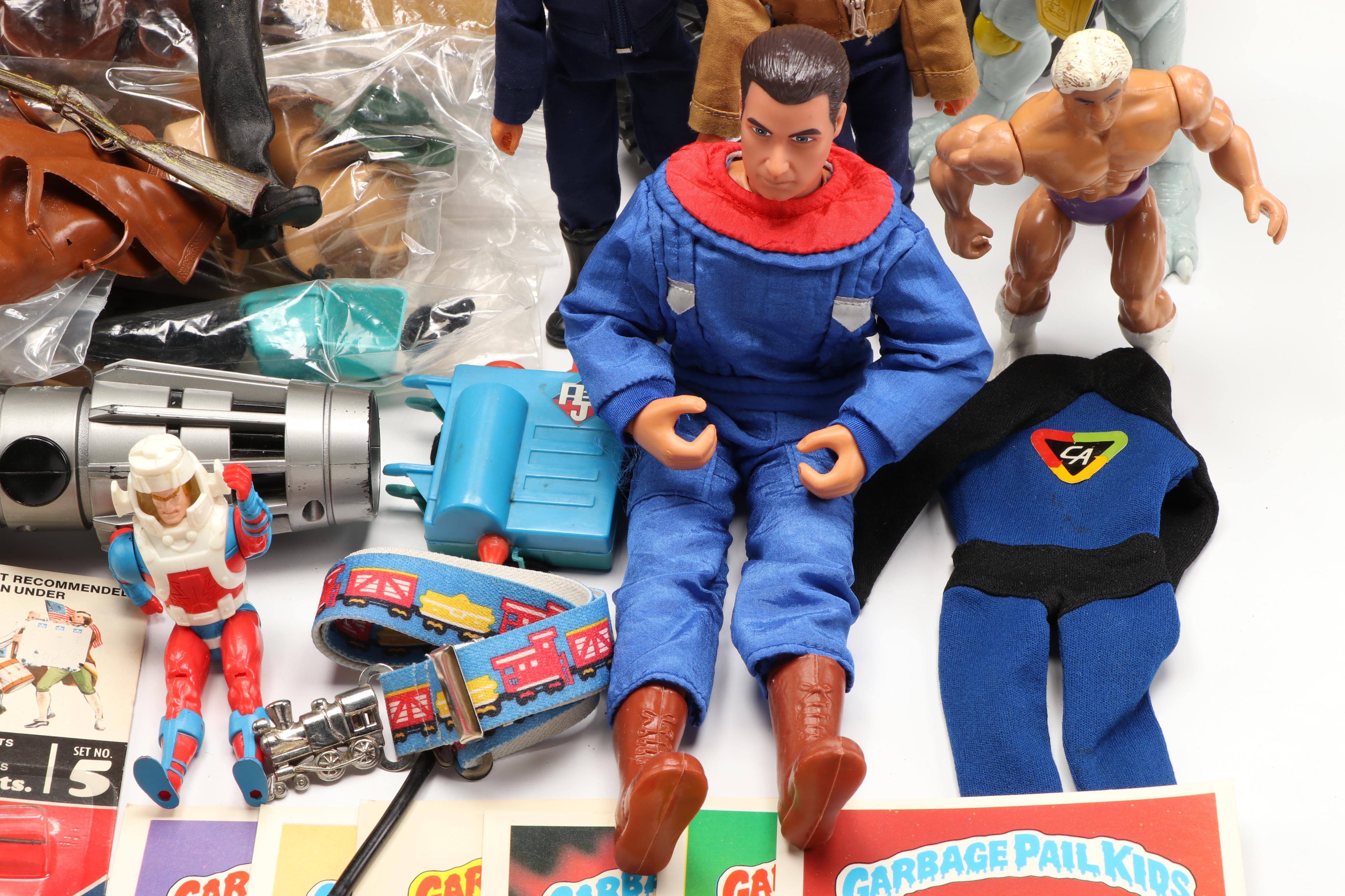 Skylanders Giant's Wii Game Figurines with Action Figures, Board Games and More