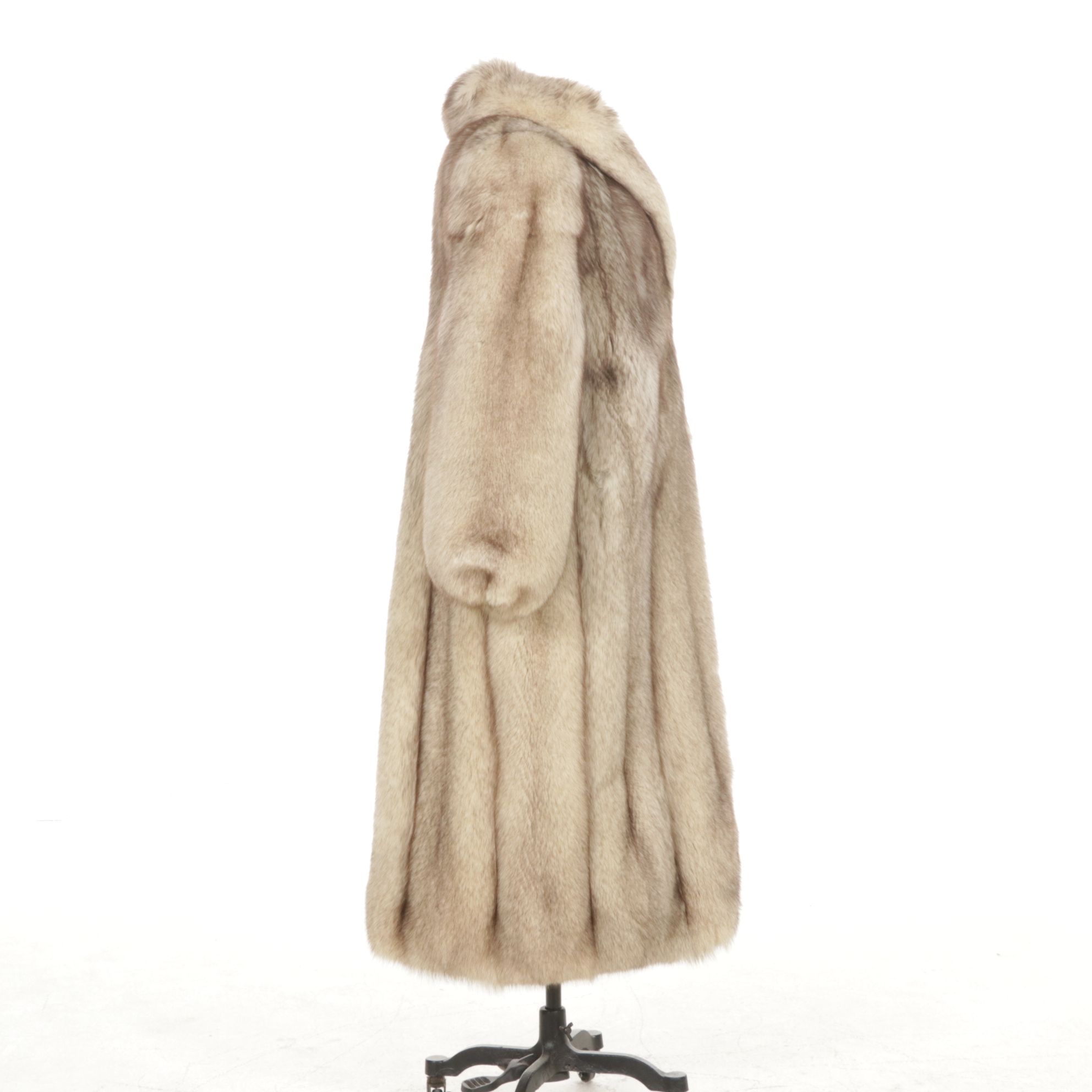 Full Skin Fox Fur Coat, Mid-20th C.