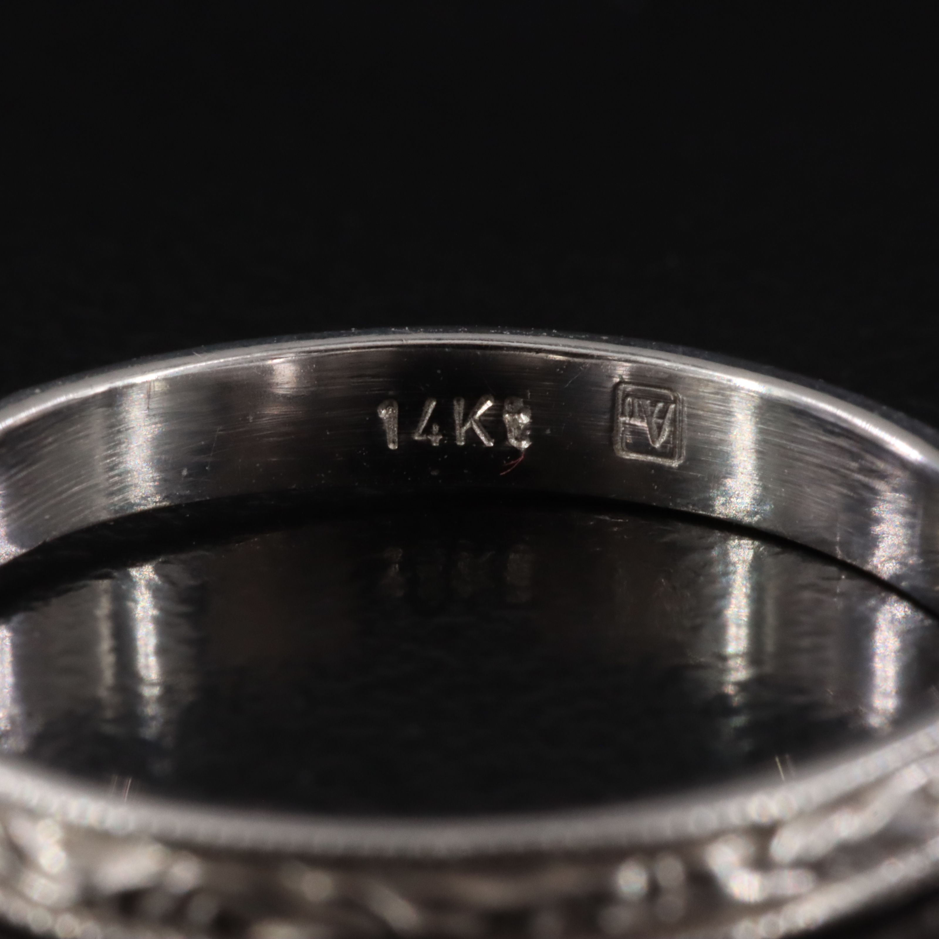14K Ivy Band