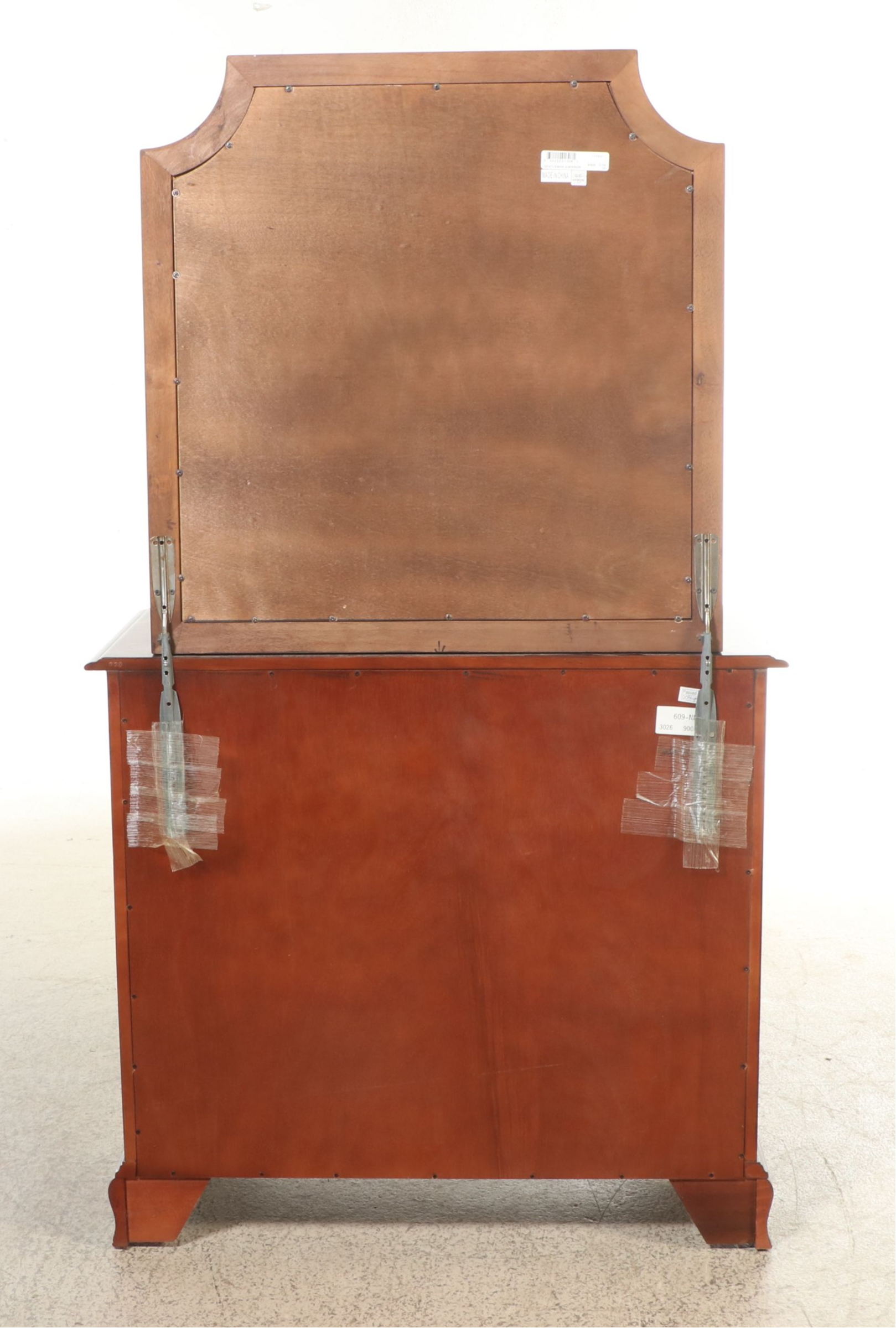 Continents By Broyhill Federal Style Mahogany Gentleman's Dresser