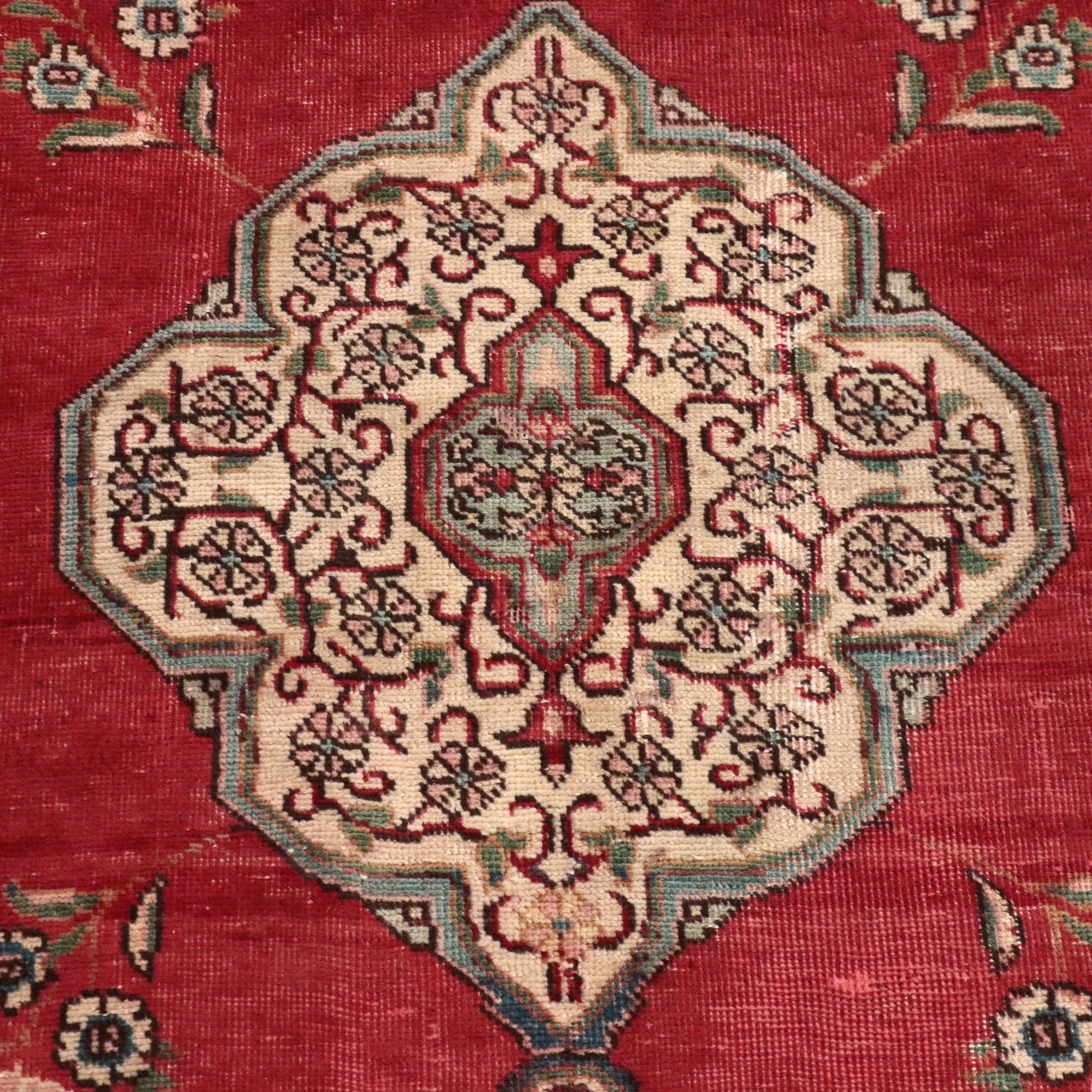 2'9 x 3'10 Hand-Knotted Persian Bijar Accent Rug