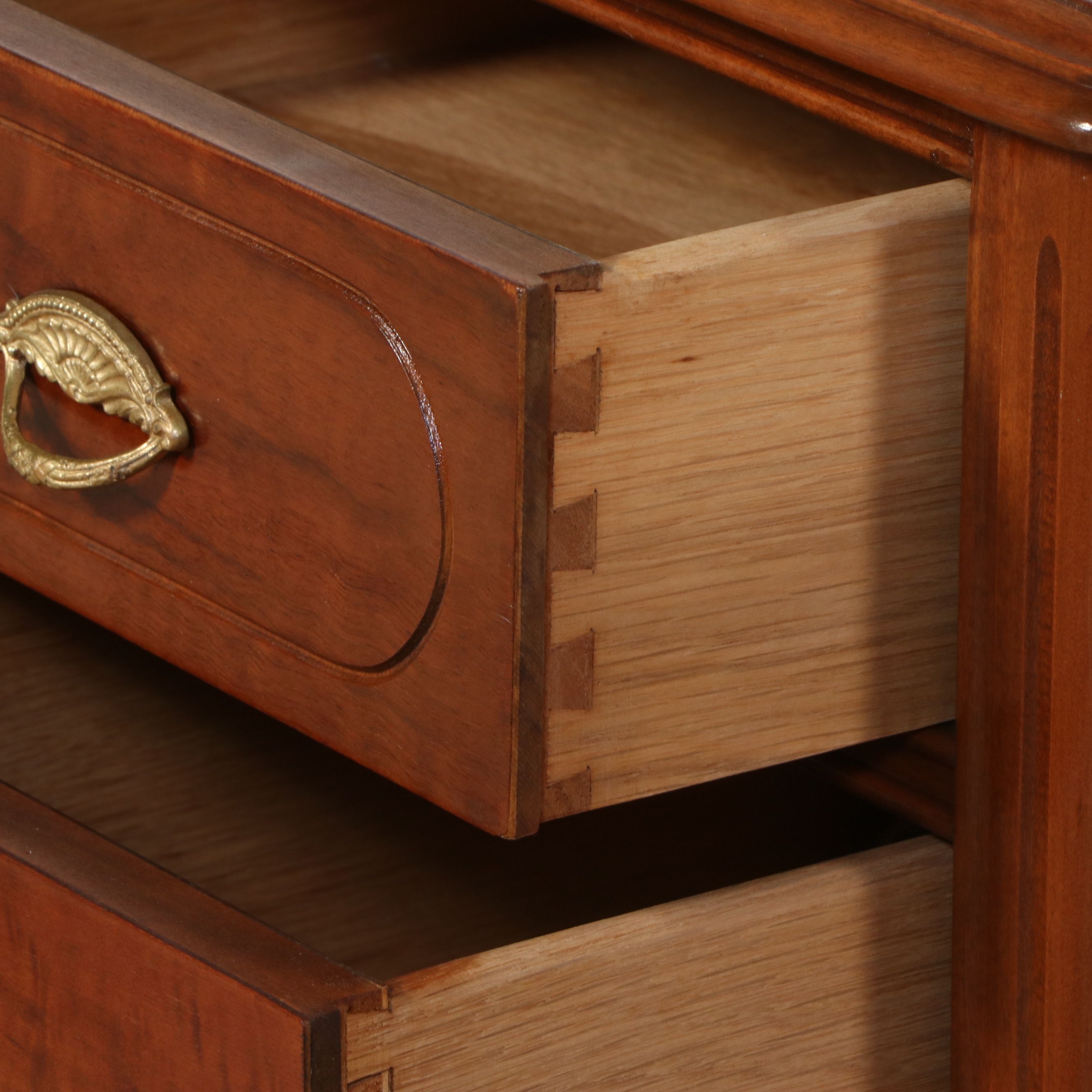 Federal Style Mahogany Finish Dressing Table and Wall Mirror, Mid-20th Century
