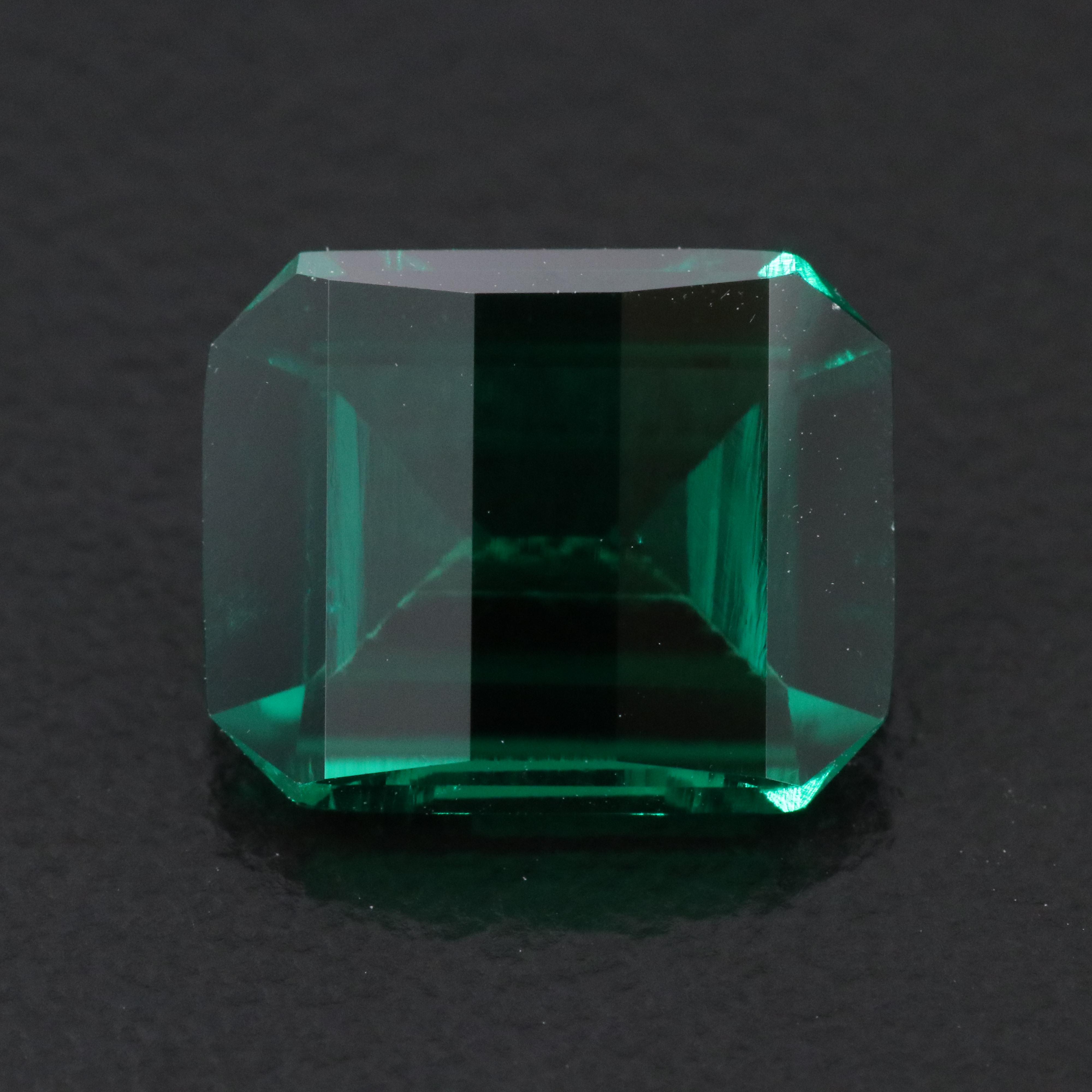 Loose 3.47 CT Lab Grown Emerald