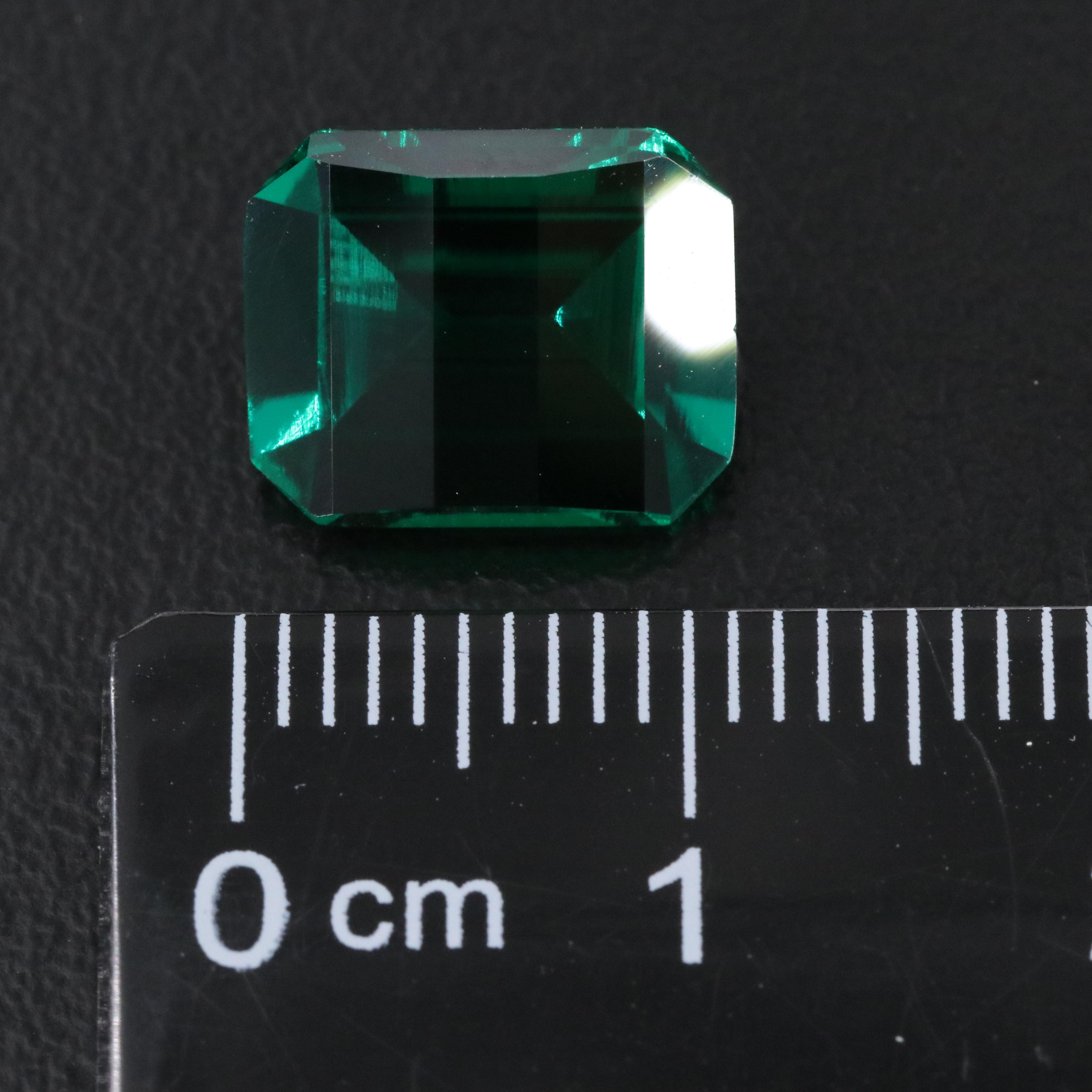 Loose 3.47 CT Lab Grown Emerald