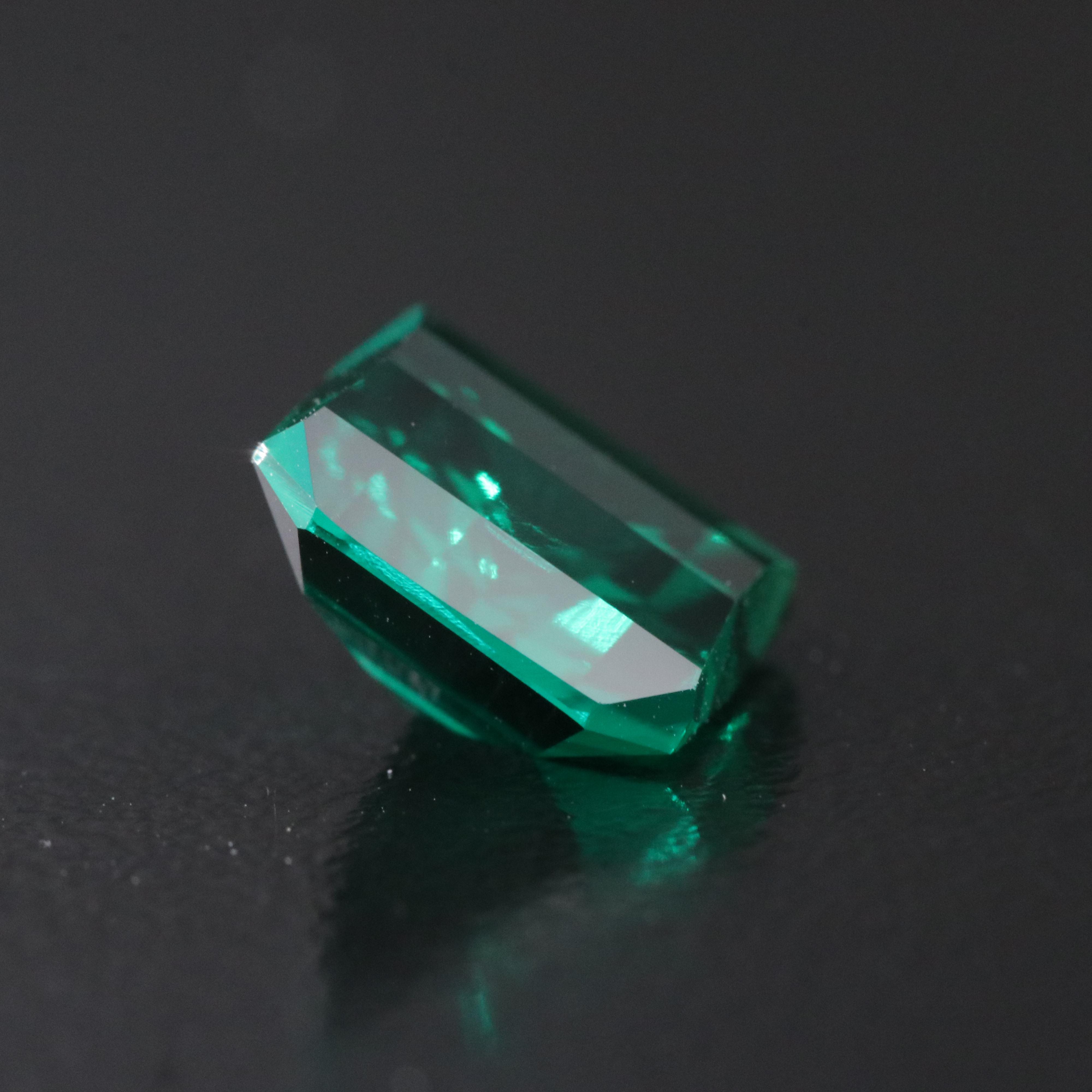 Loose 3.47 CT Lab Grown Emerald