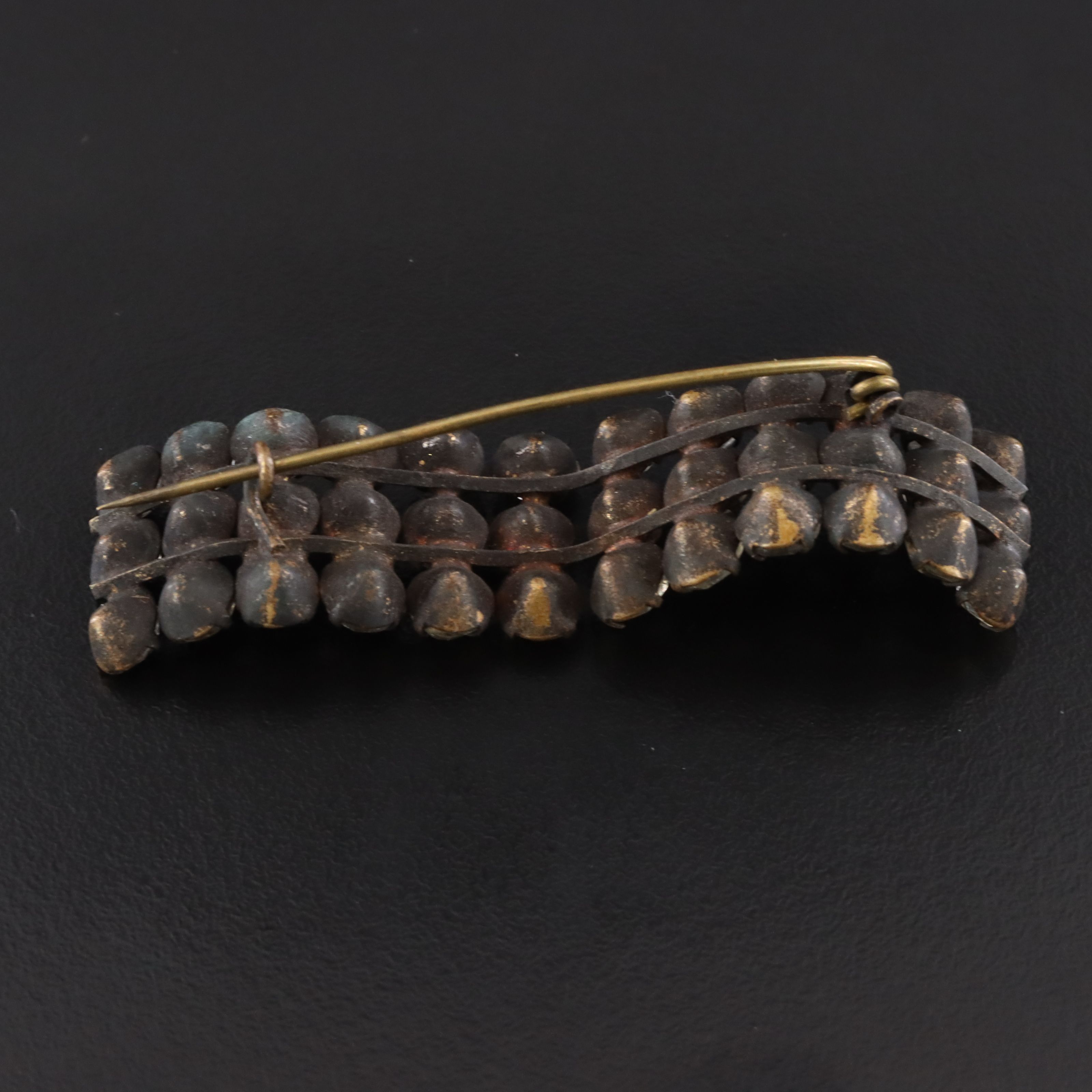 Art Deco Paste Wave Brooch