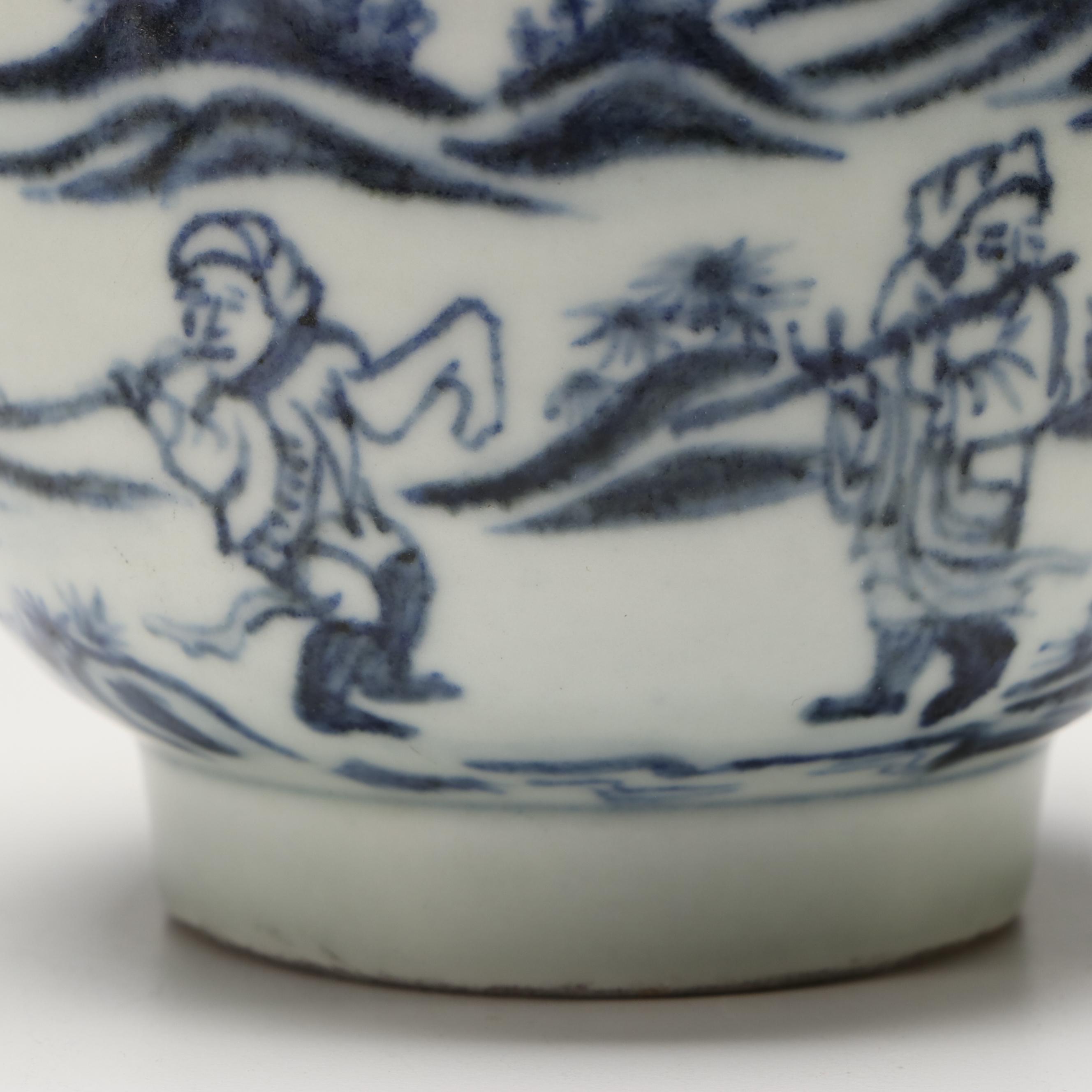 Qing Dynasty Fish Plate and Reproduction Ming Dynasty Cup