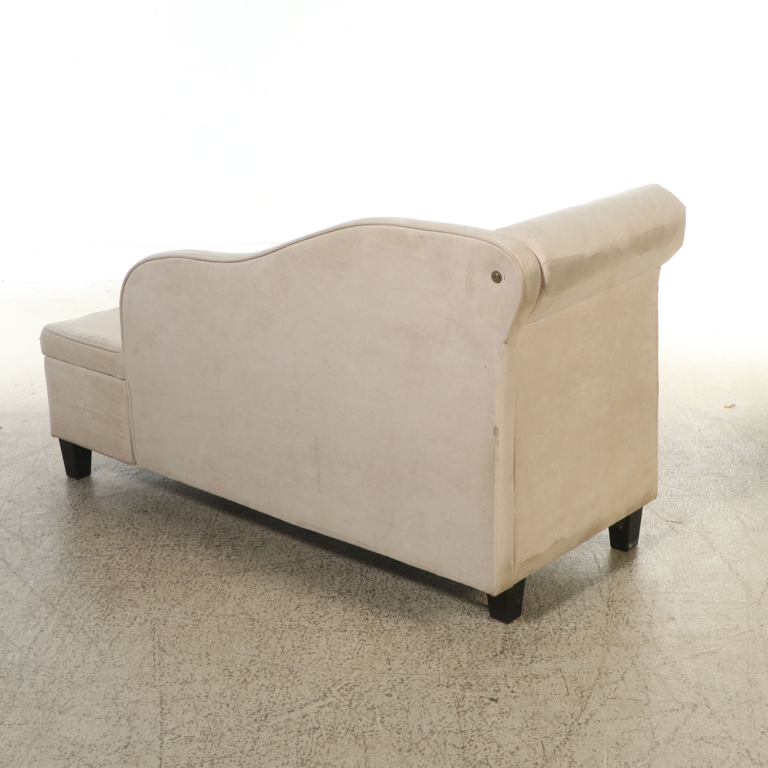 Cream Fabric Upholstered Chaise Lounge with Storage