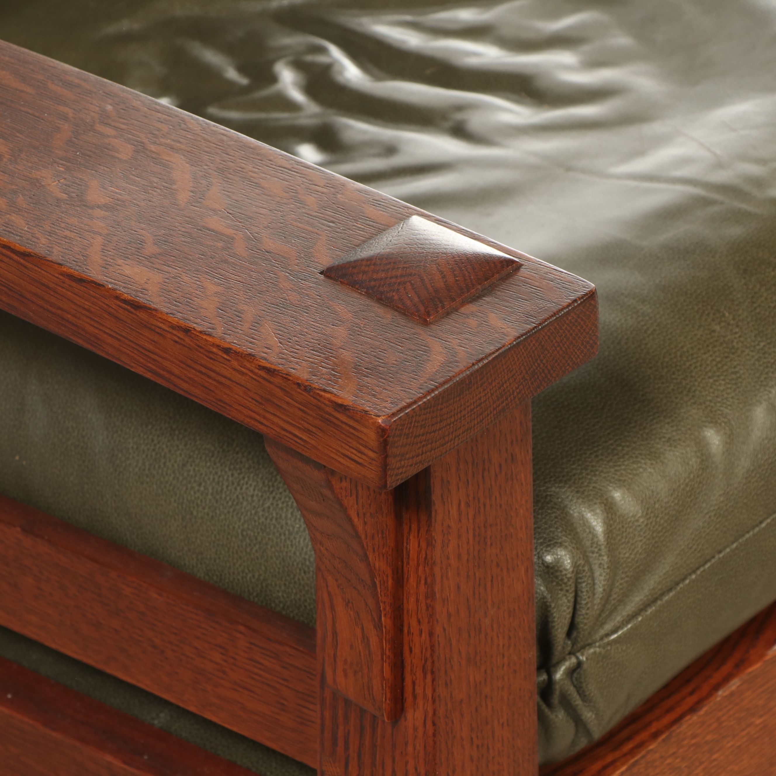 Stickley Craftsman Style Oak Armchair and Ottoman, 2005