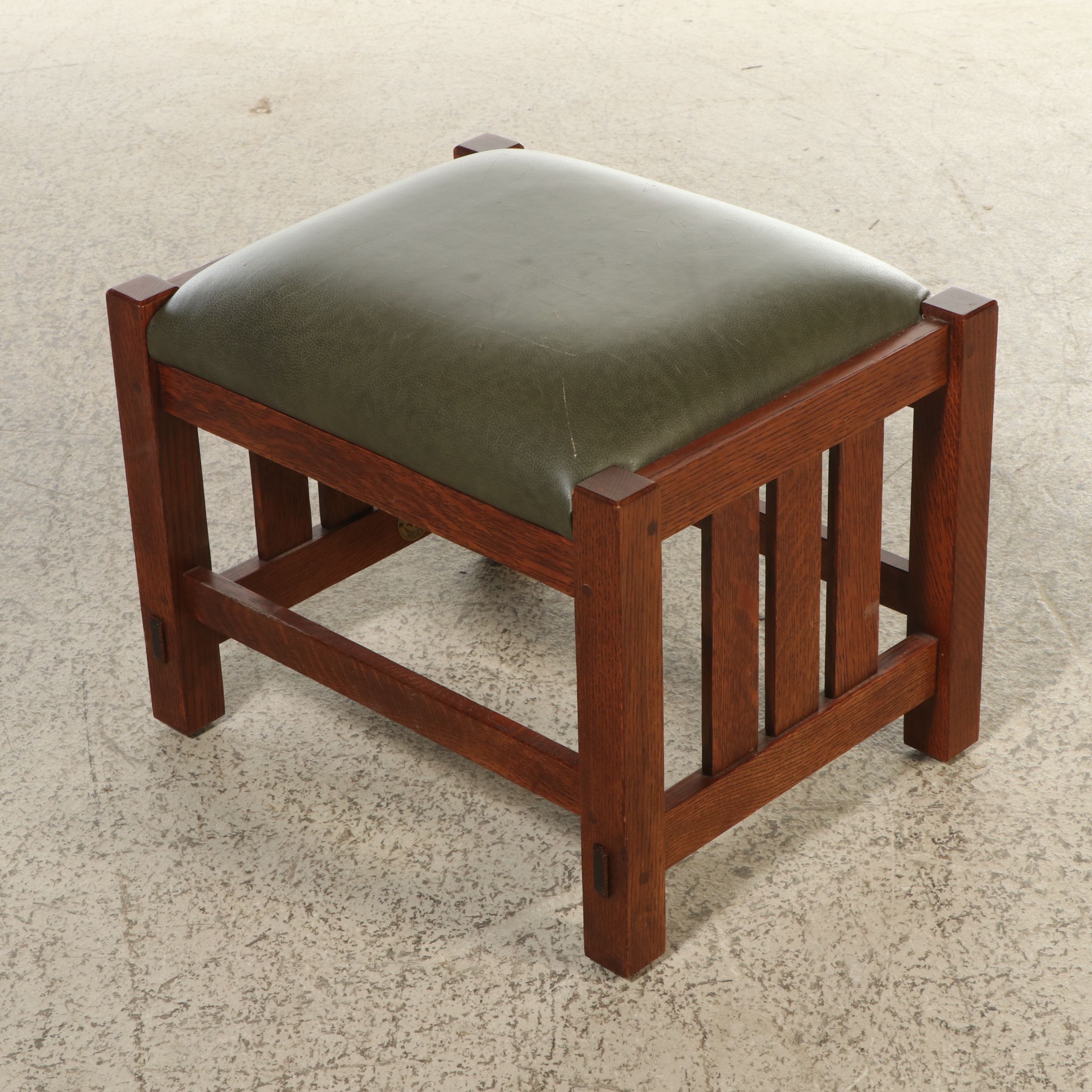 Stickley Craftsman Style Oak Armchair and Ottoman, 2005