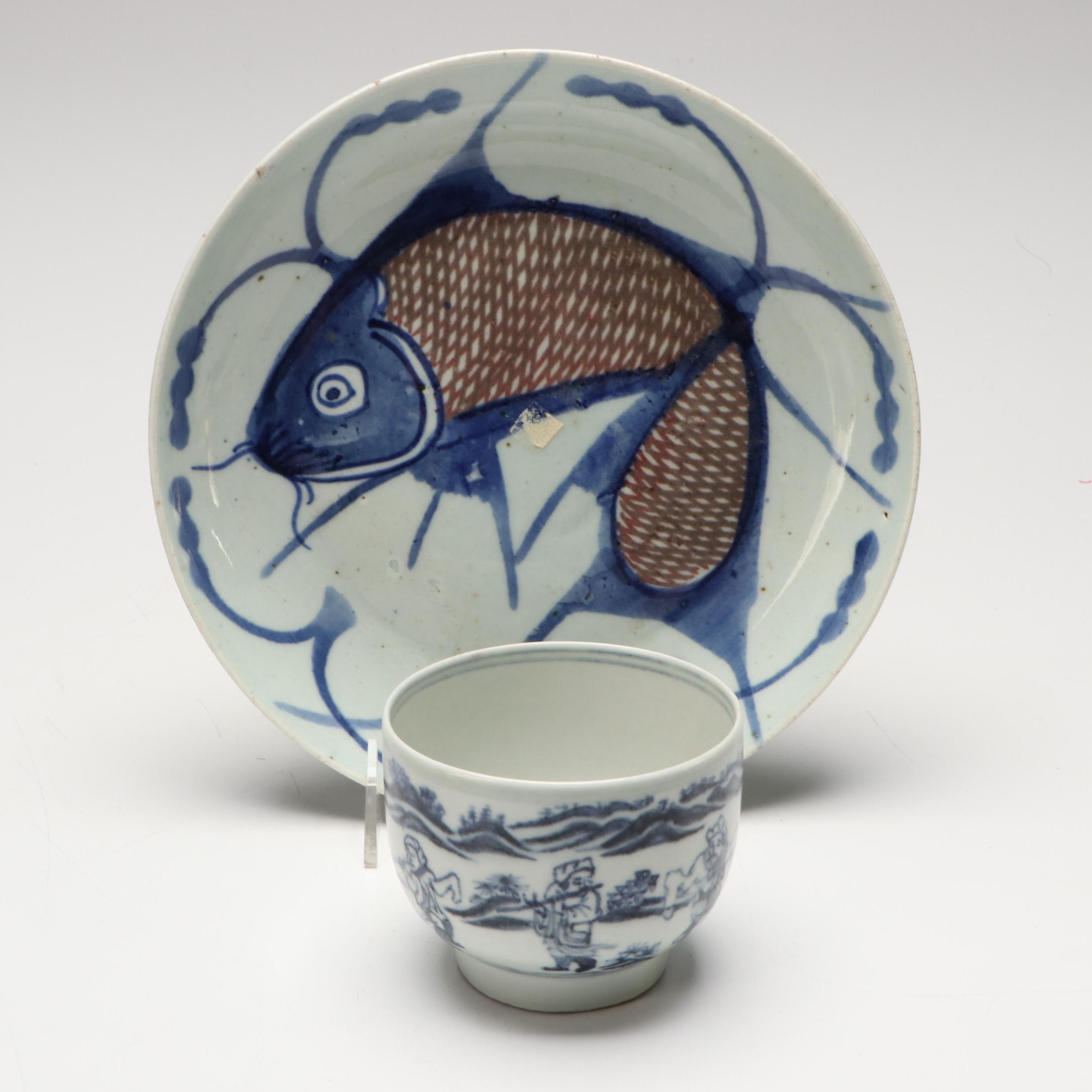 Qing Dynasty Fish Plate and Reproduction Ming Dynasty Cup