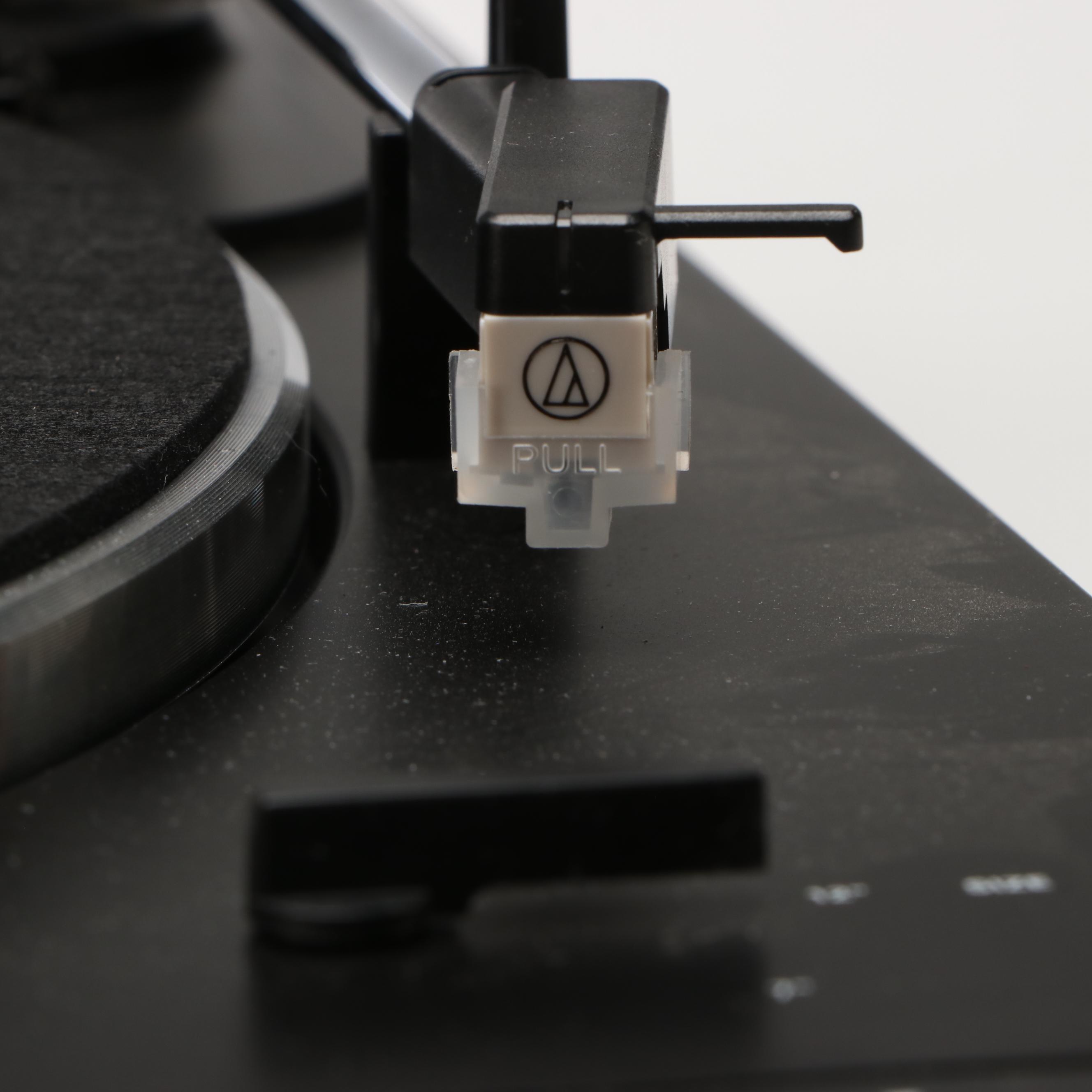Audio-Technica AT-LP60XBT Bluetooth Turntable