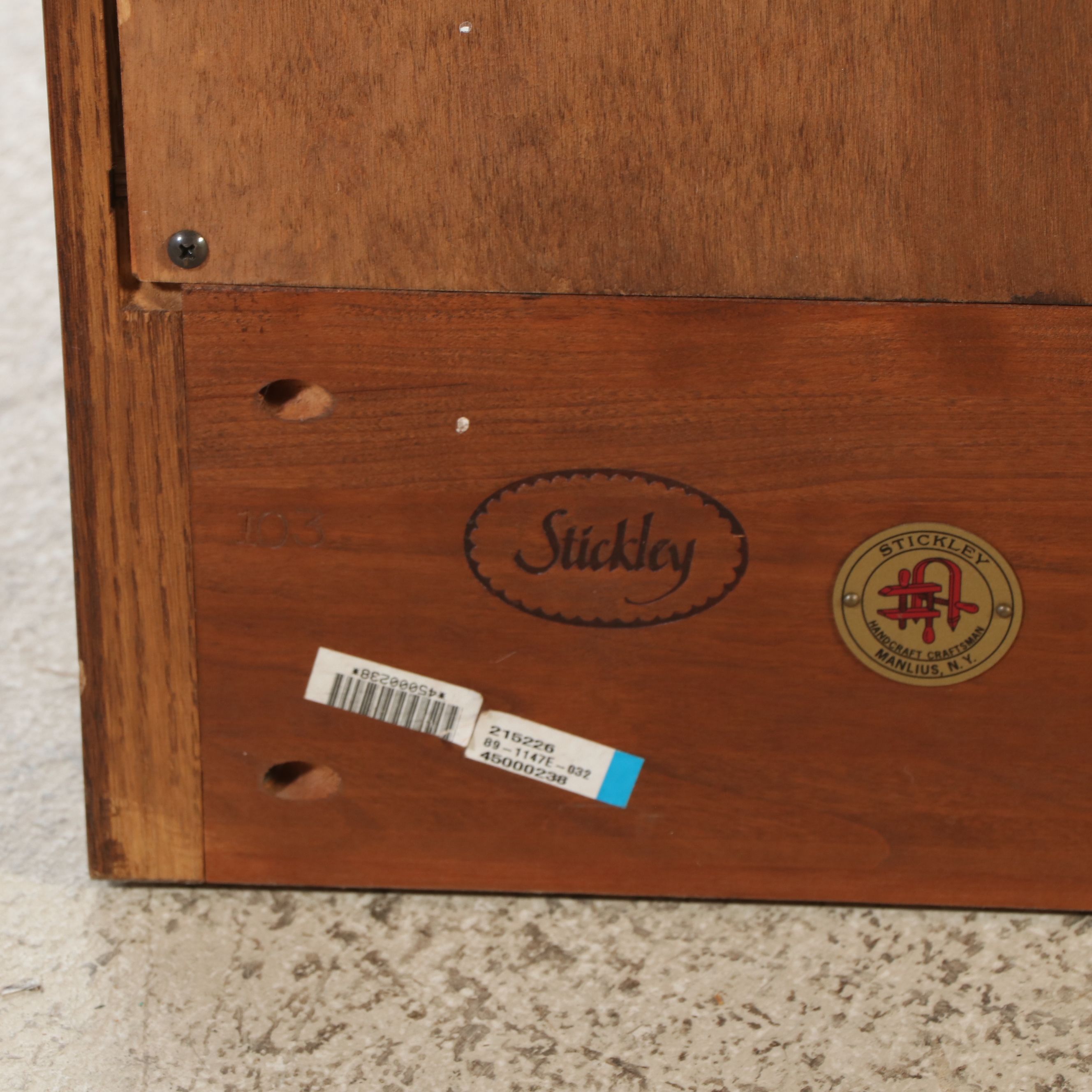 Stickley American Arts & Crafts Style Inlaid Oak Media Cabinet