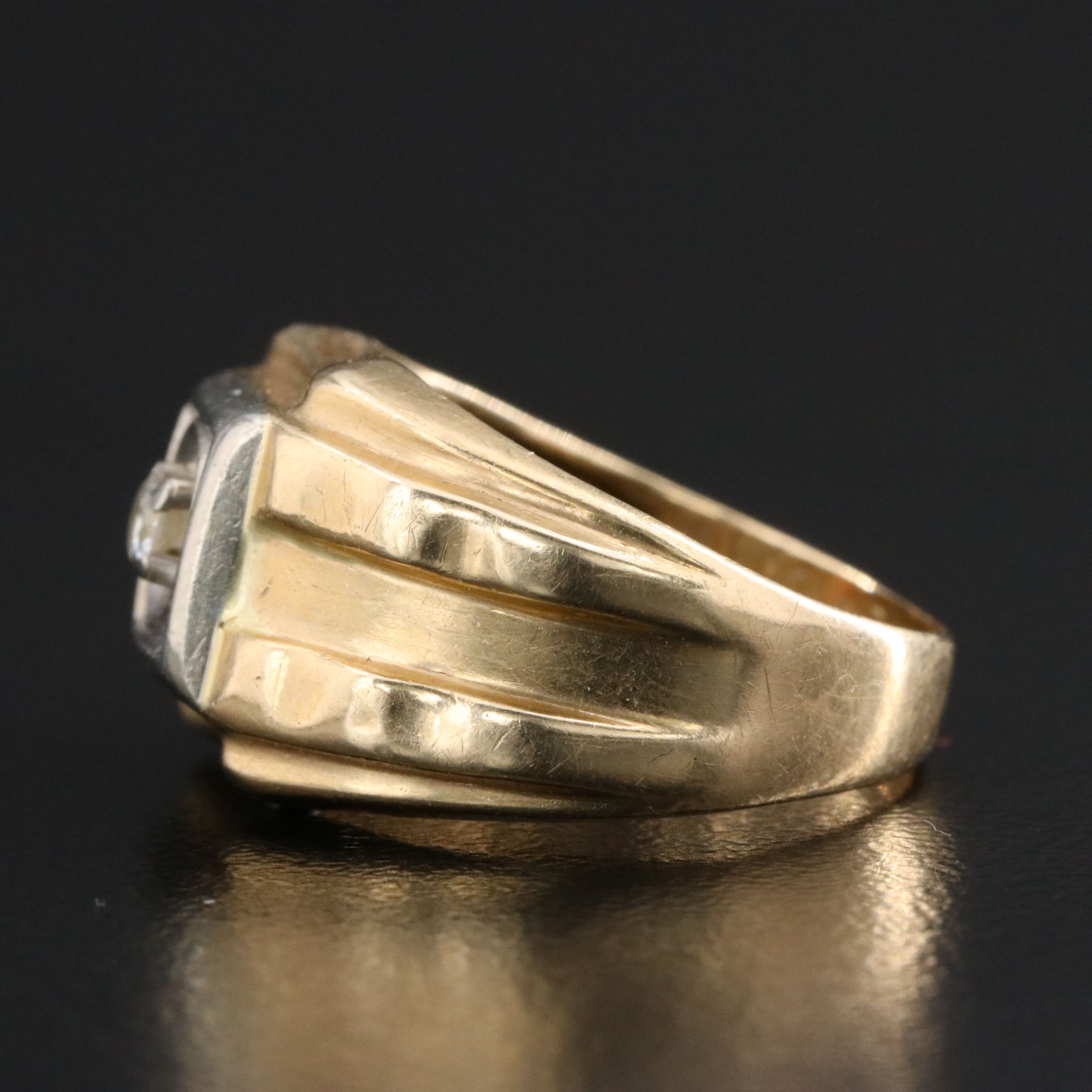 Vintage 10K 0.05 CT Diamond Ring