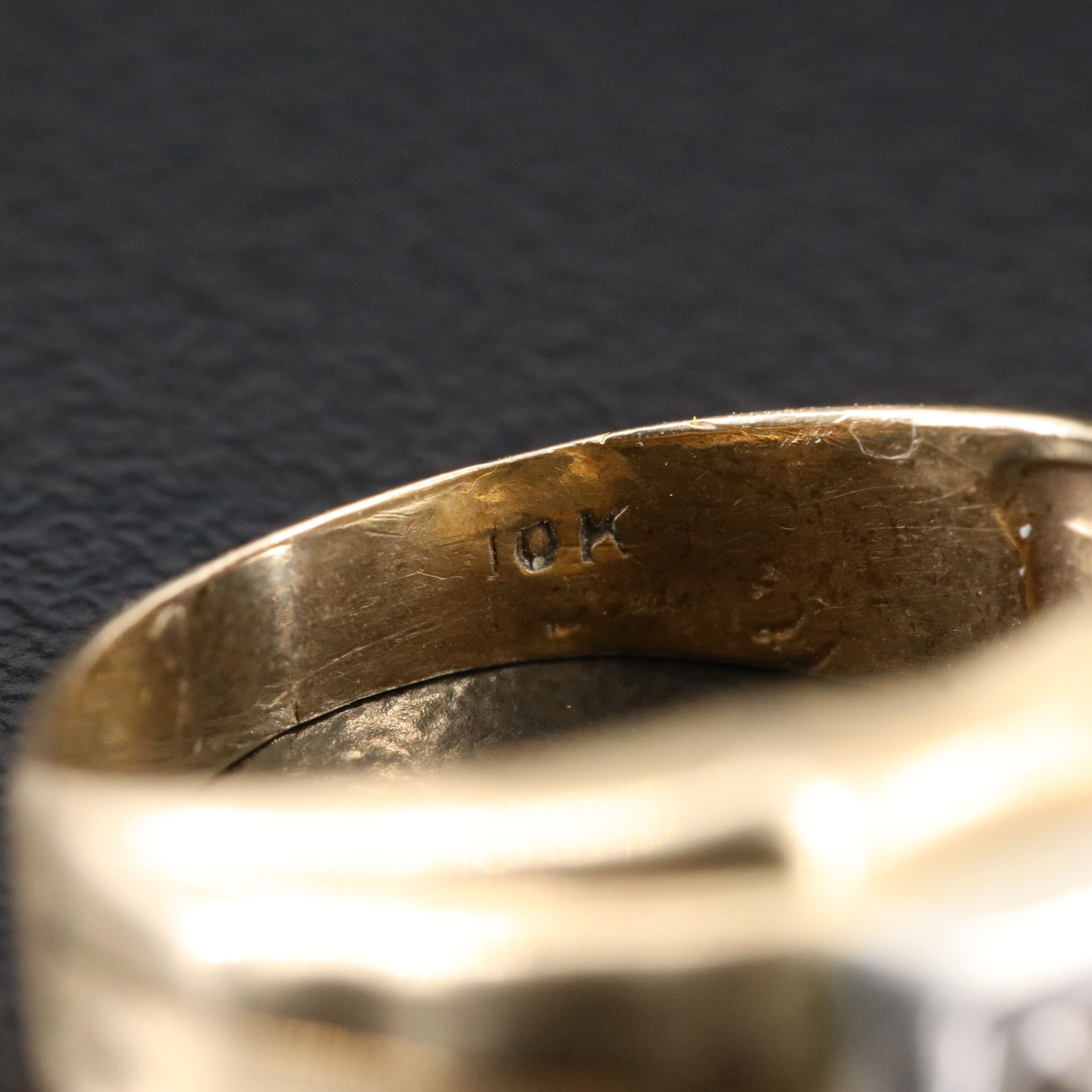 Vintage 10K 0.05 CT Diamond Ring