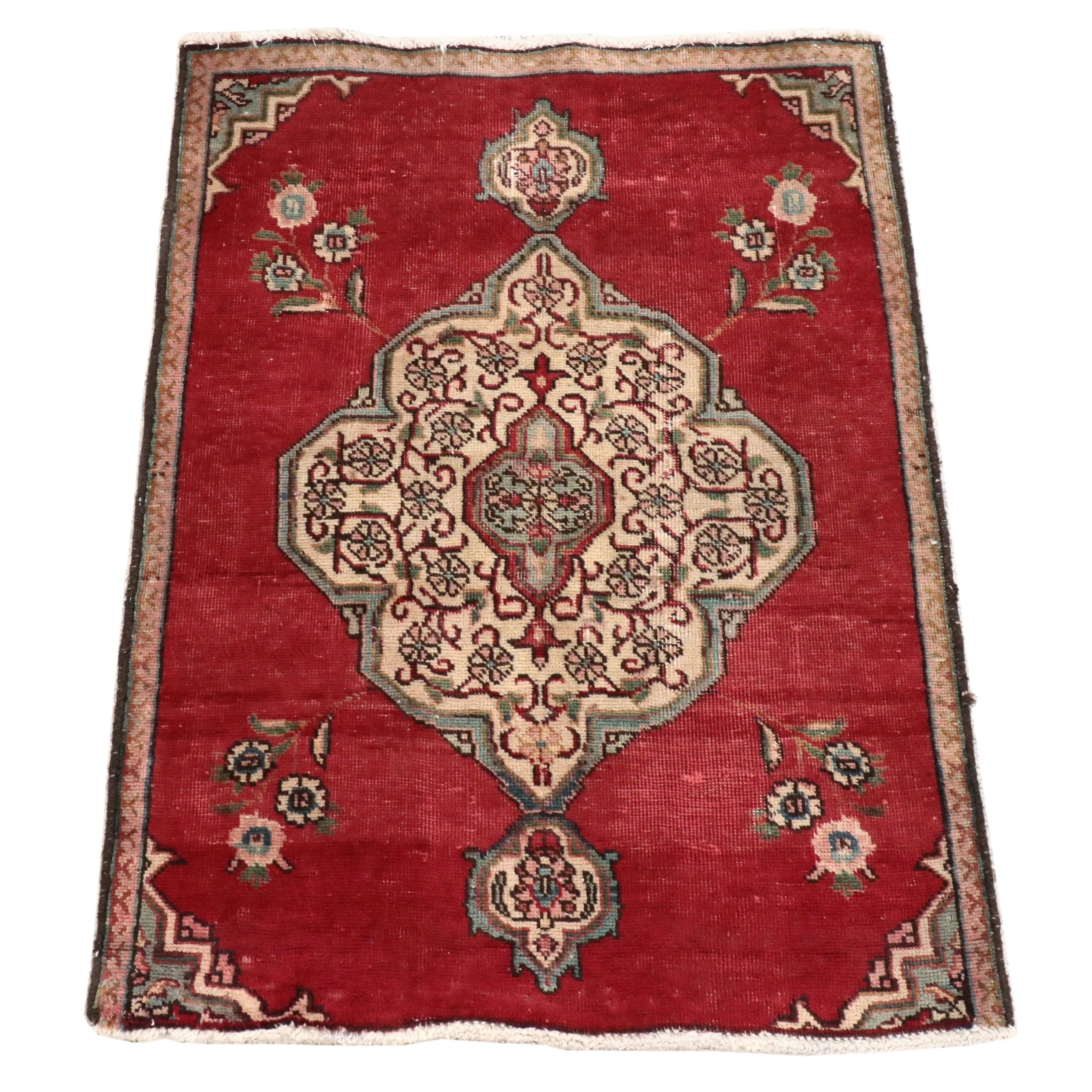 2'9 x 3'10 Hand-Knotted Persian Bijar Accent Rug