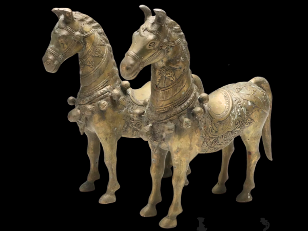 Global Perspectives: Art, Objects & Jewelry