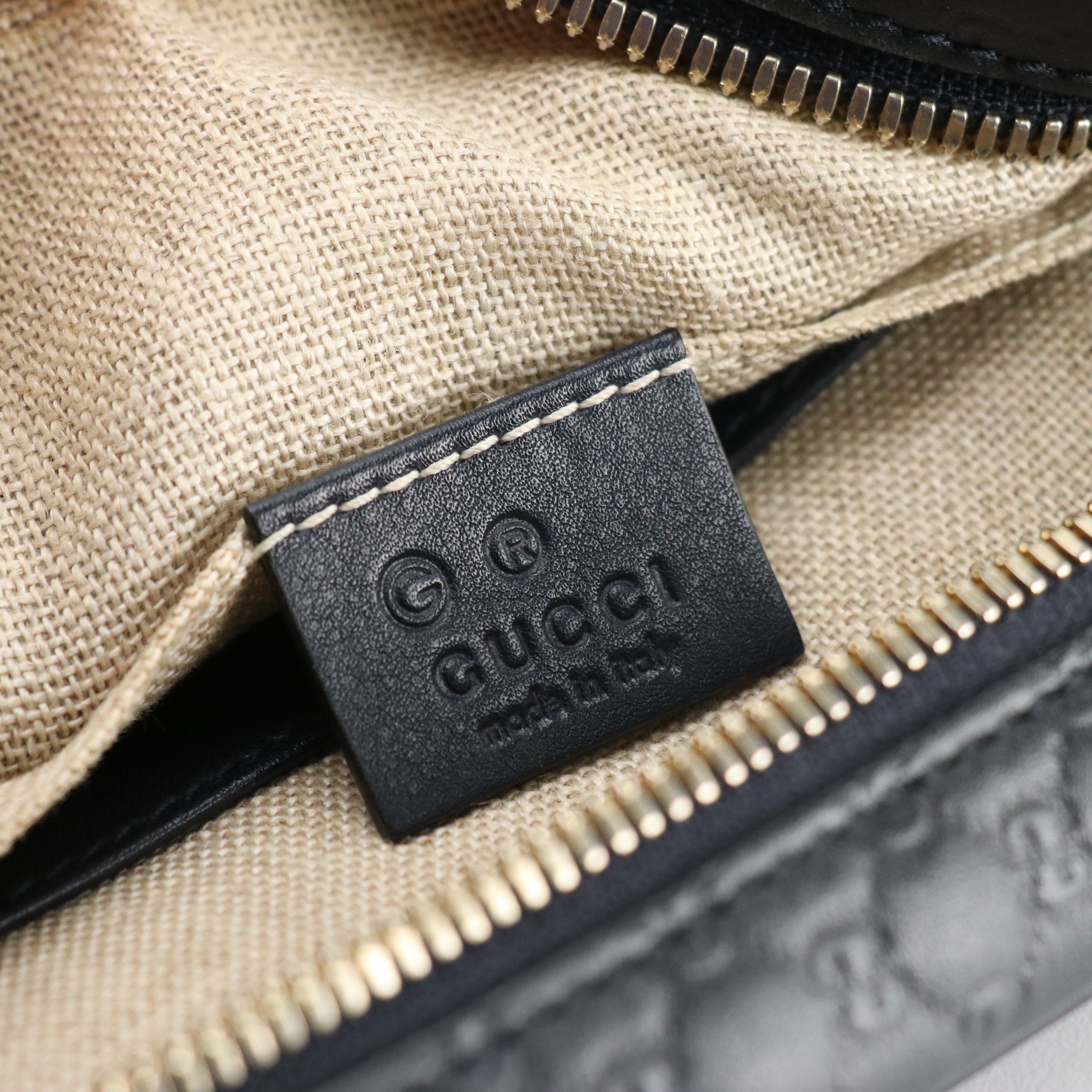 Gucci Bree Mini Messenger Crossbody Bag in Navy Microguccissima Calf Leather