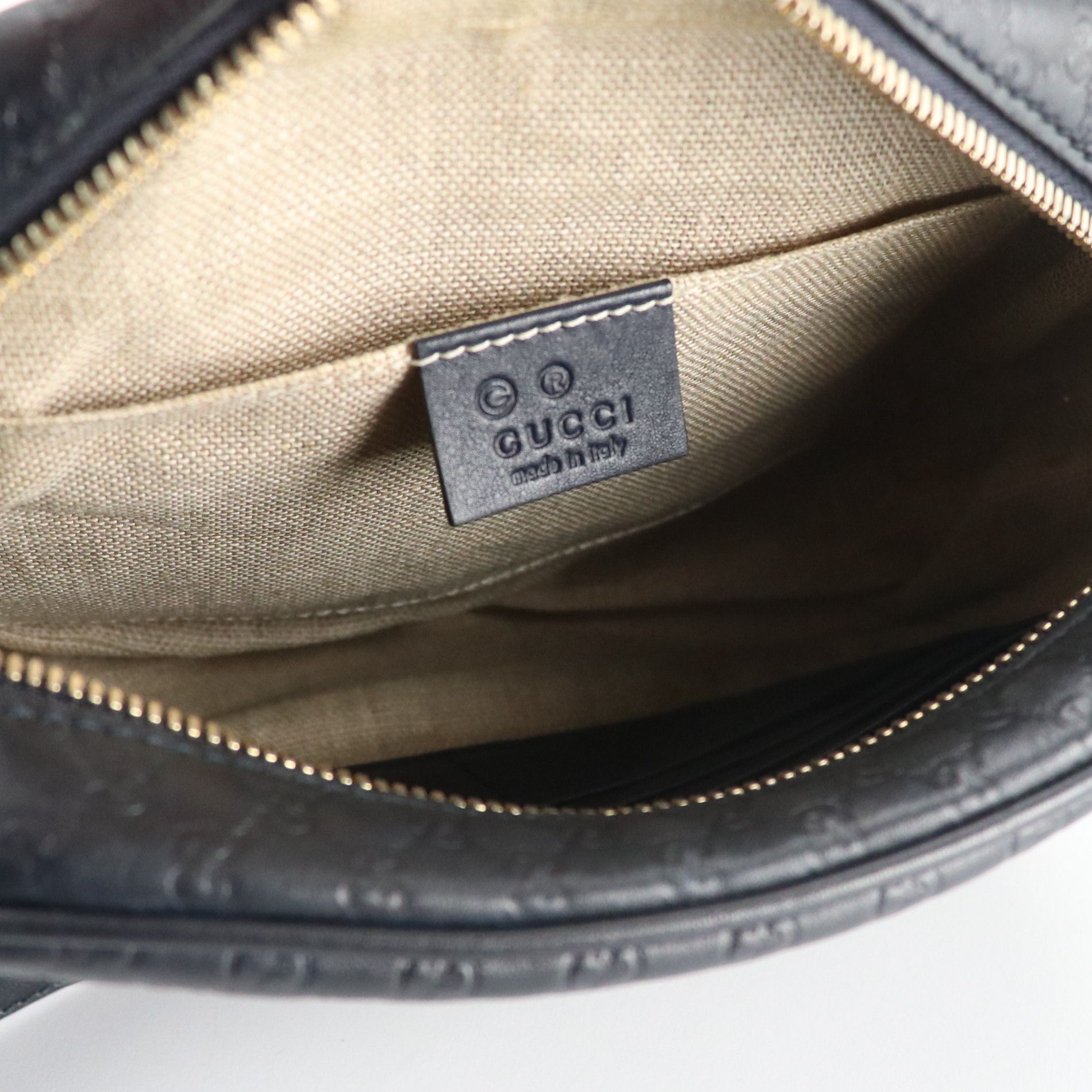 Gucci Bree Mini Messenger Crossbody Bag in Navy Microguccissima Calf Leather