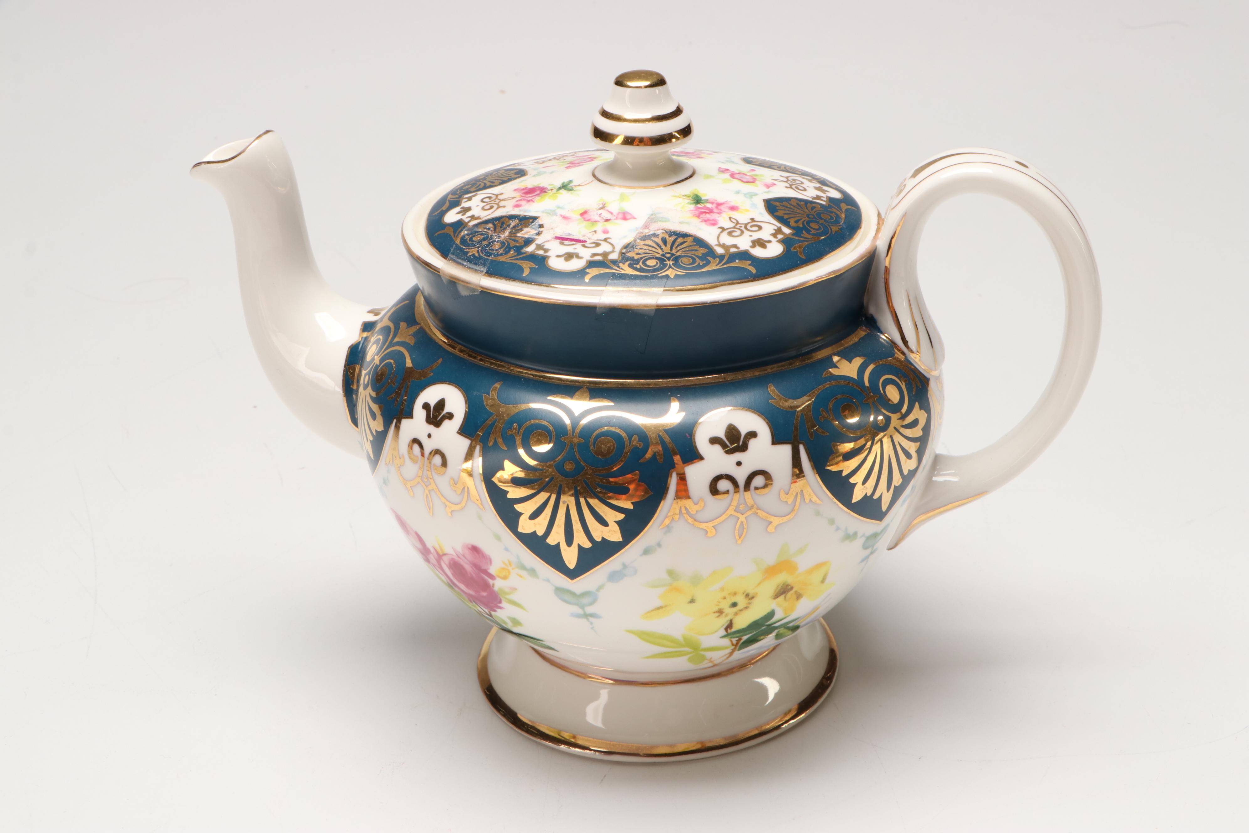 Japanese Hand-Painted Vase and Other Gilt Porcelain Tableware