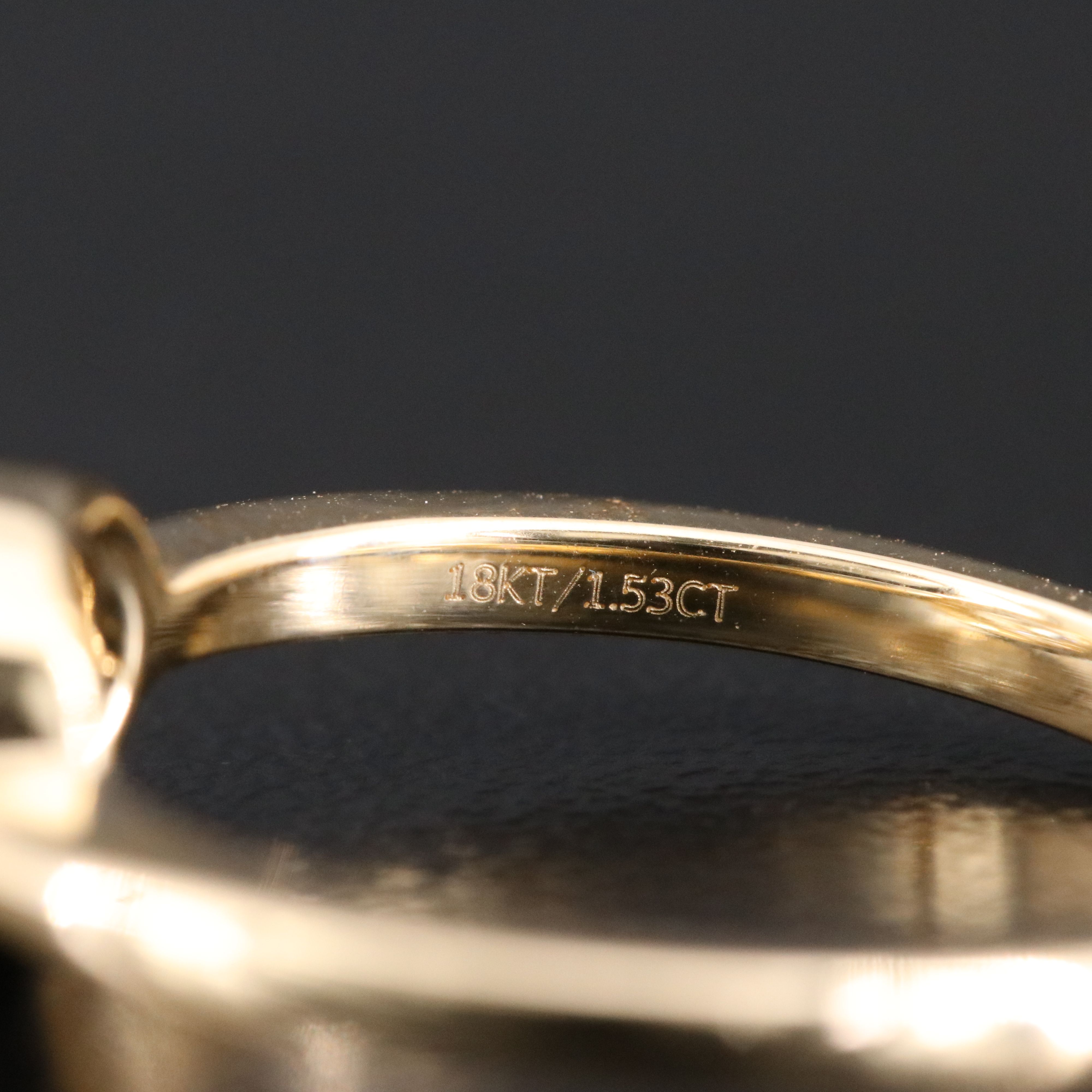 18K 1.53 CT Diamond Solitaire Ring with GIA Report