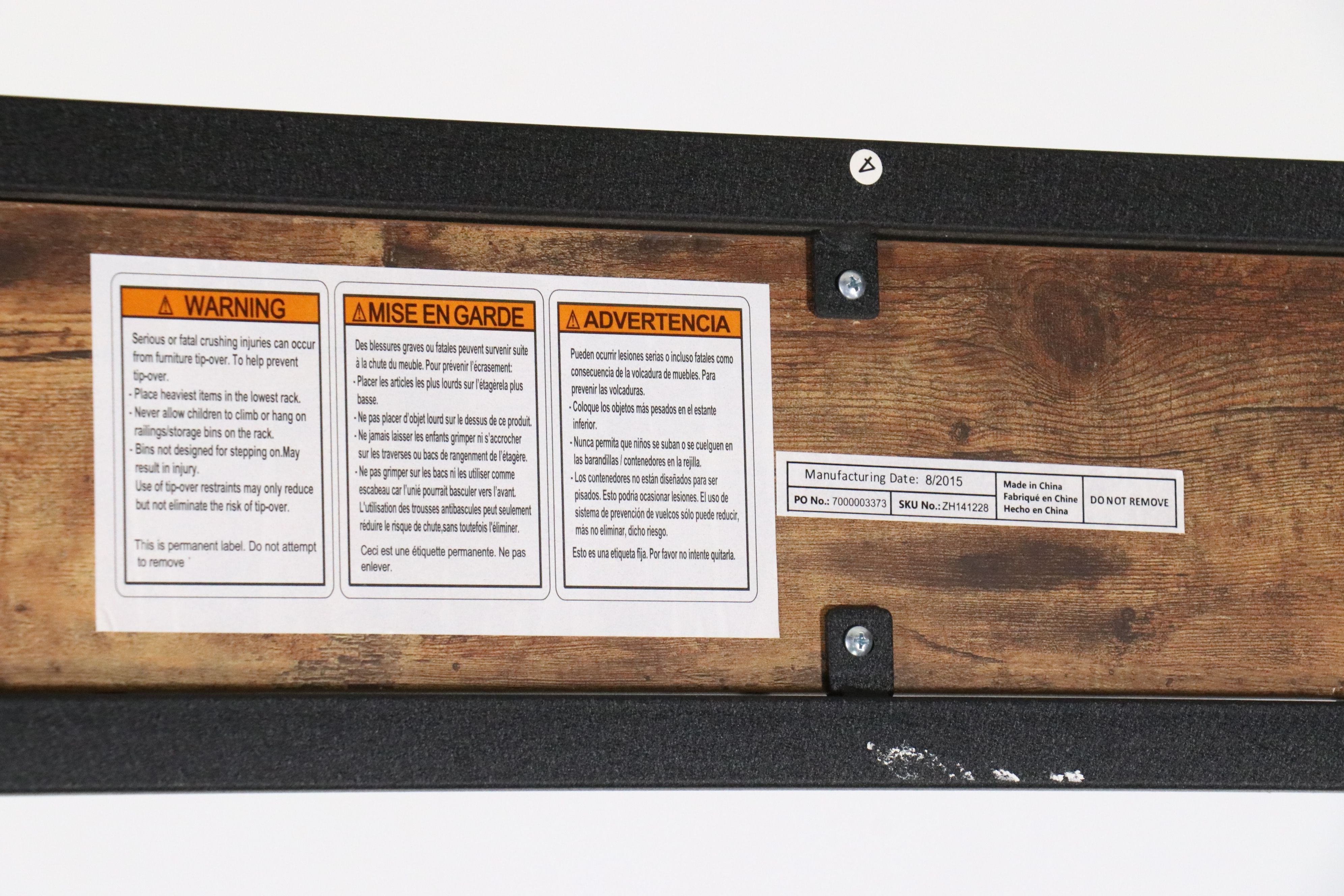 Modern Farmhouse Style Wood and Metal Hall Tree, 2015