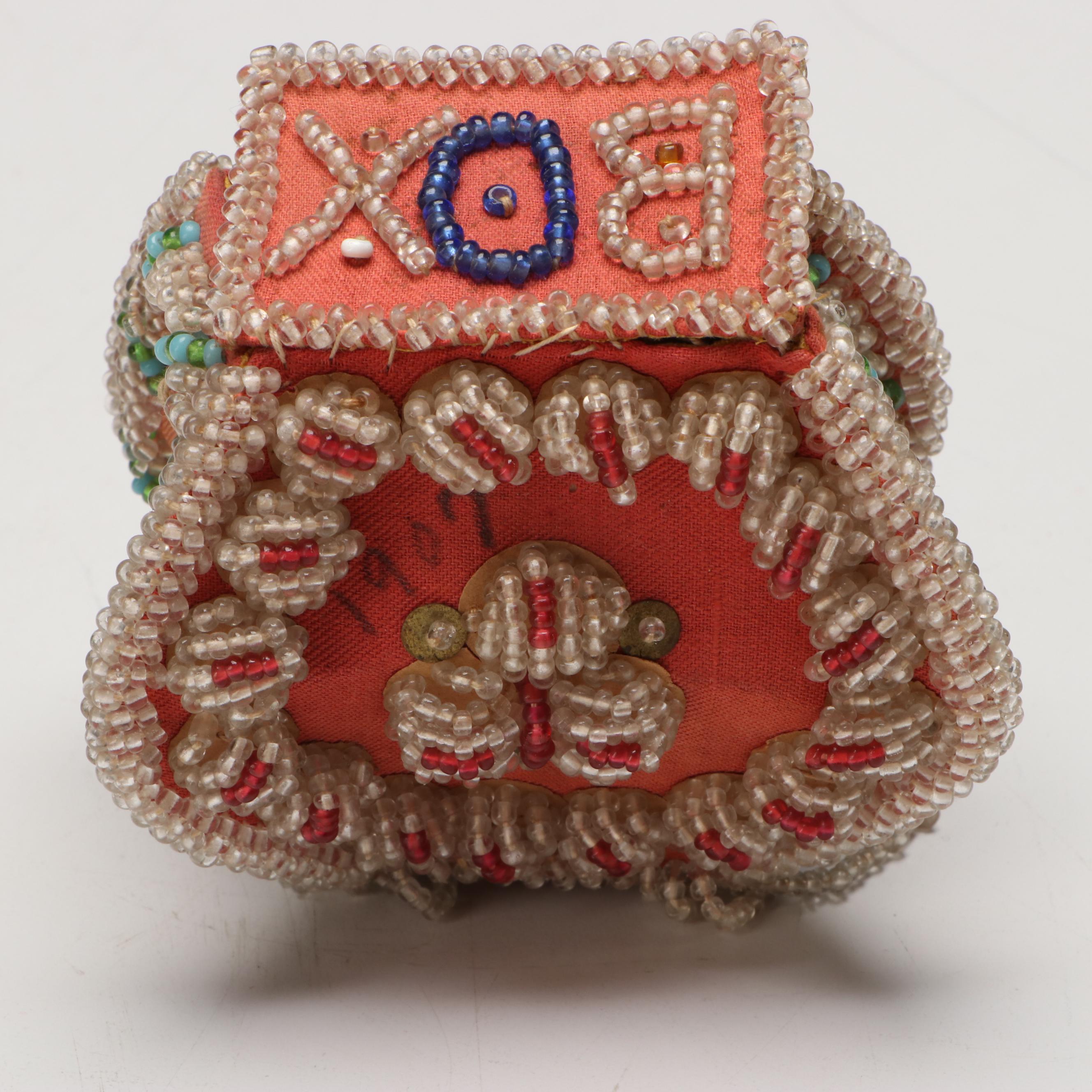 Haudenosaunee (Iroquois) Hand-Beaded Whimsy Box, Early 20th Century