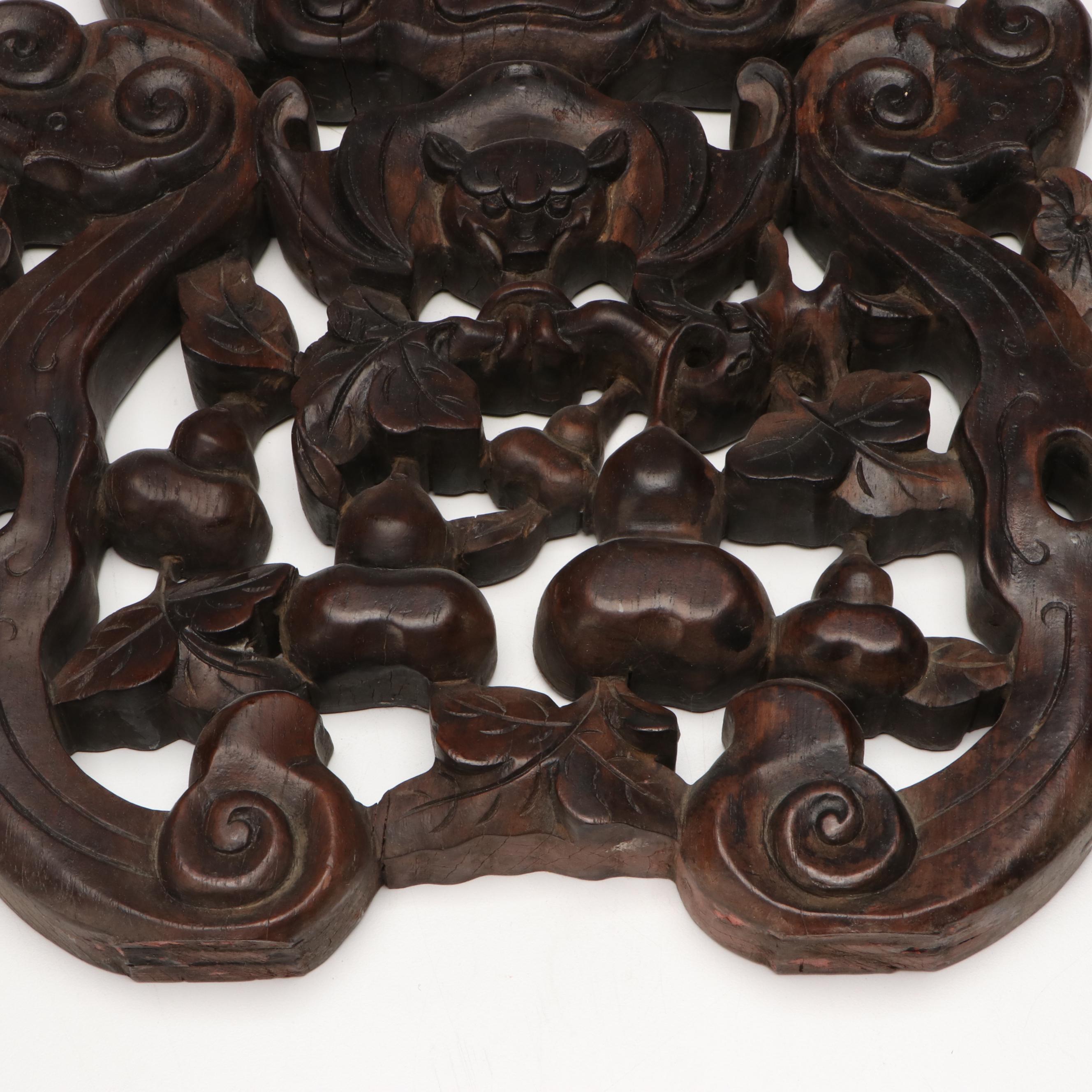 Chinese Hand-Carved Wooden Openwork Wall Plaque Depicting Bat and Fruit