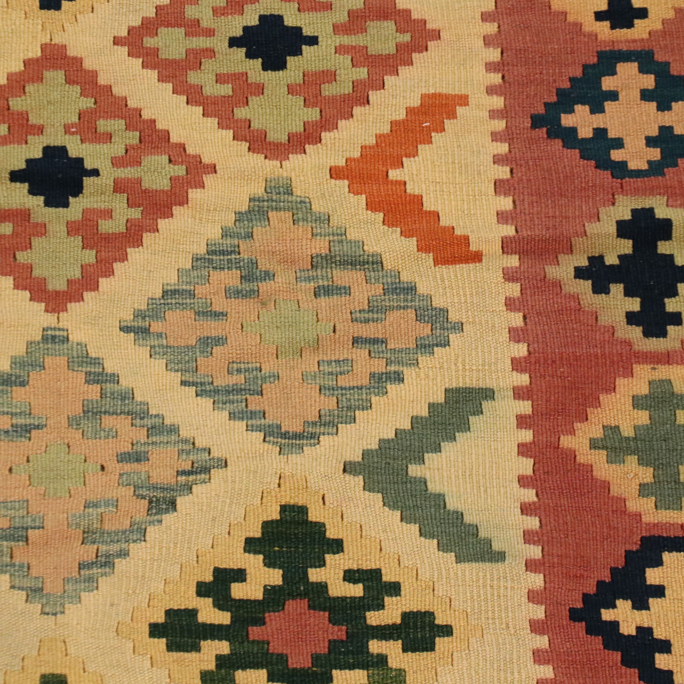 4'10 x 9'6 Handwoven Turkish Kilim Area Rug