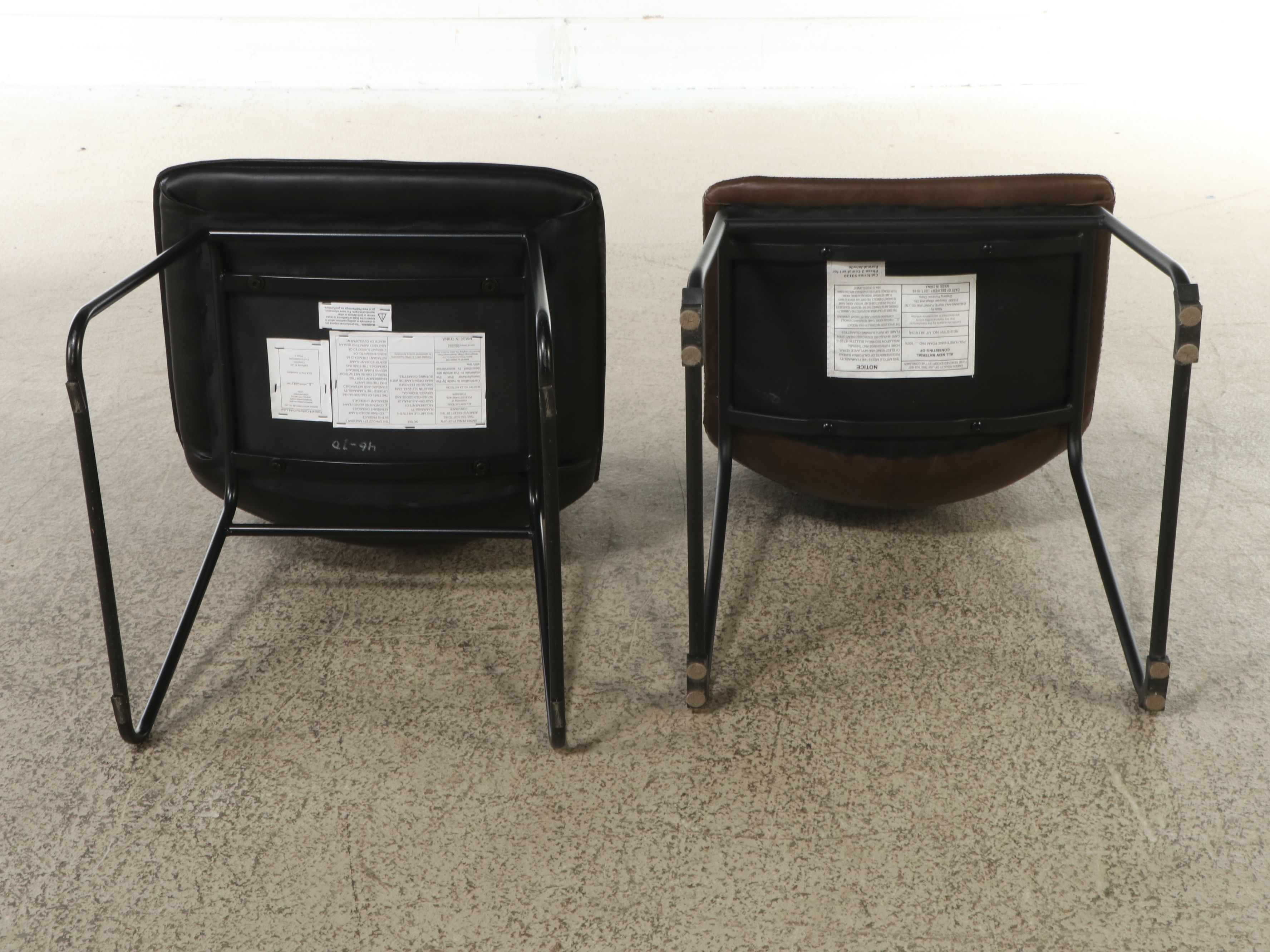 Arts & Crafts Style Oak Extending Table with Mid Century Modern Style Chairs