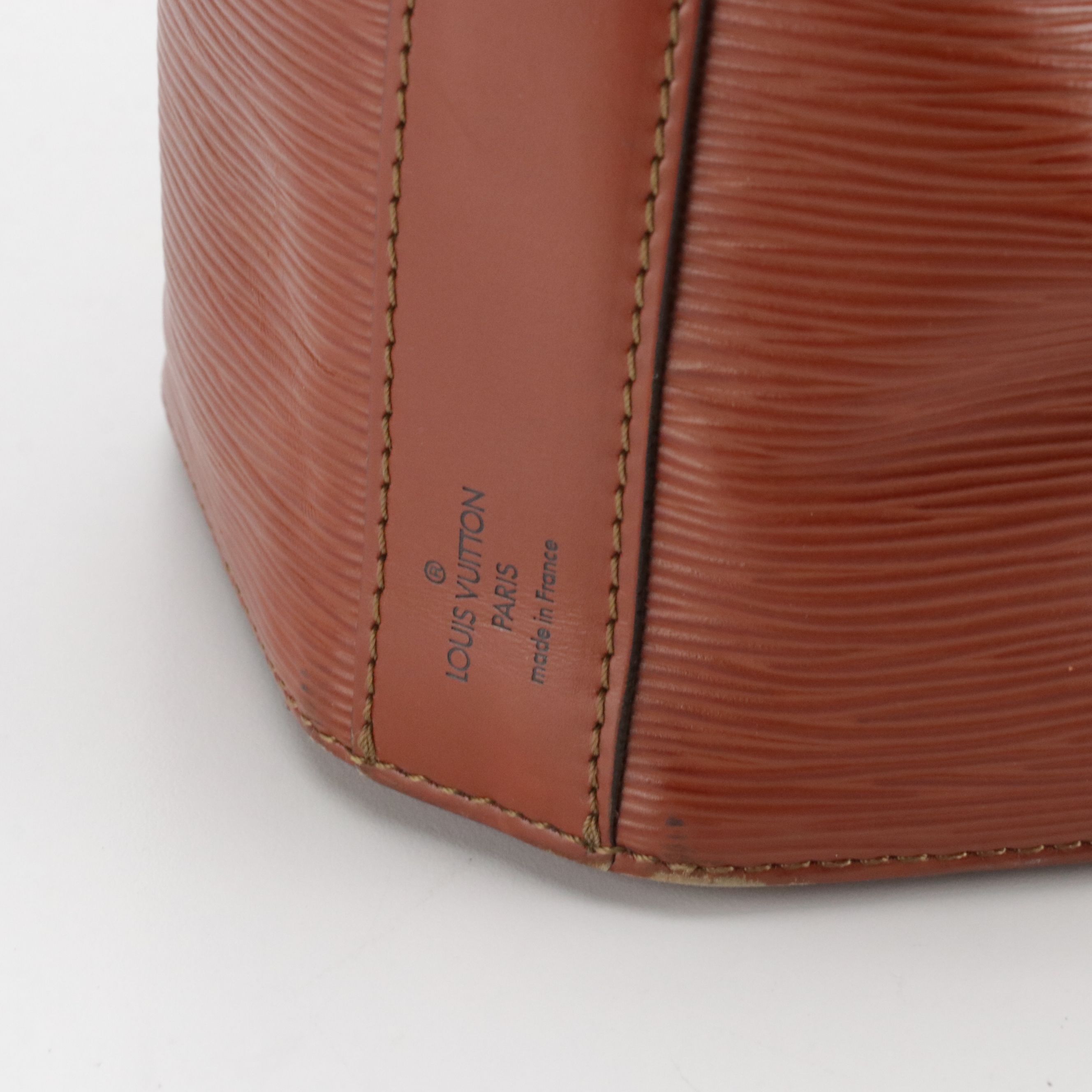 Louis Vuitton Sac D'Epaule GM Bag in Kenyan Fawn Epi and Smooth Leather