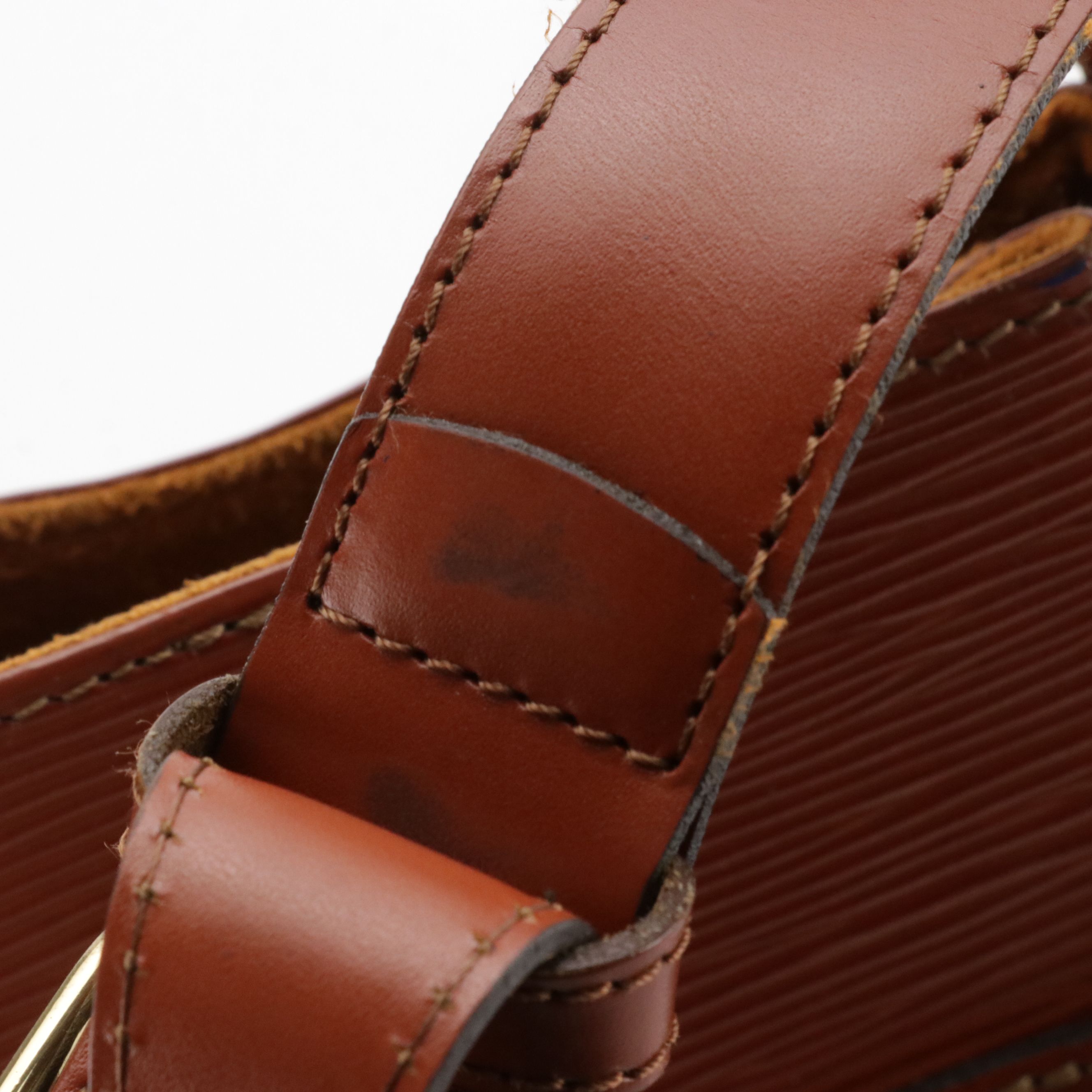 Louis Vuitton Sac D'Epaule GM Bag in Kenyan Fawn Epi and Smooth Leather