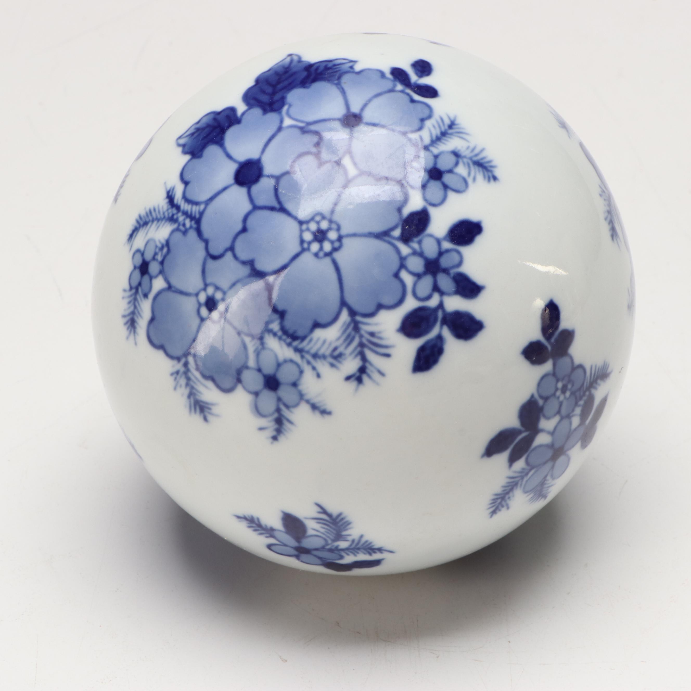 Porcelain Blue and White Carpet Bowl Style Orbs