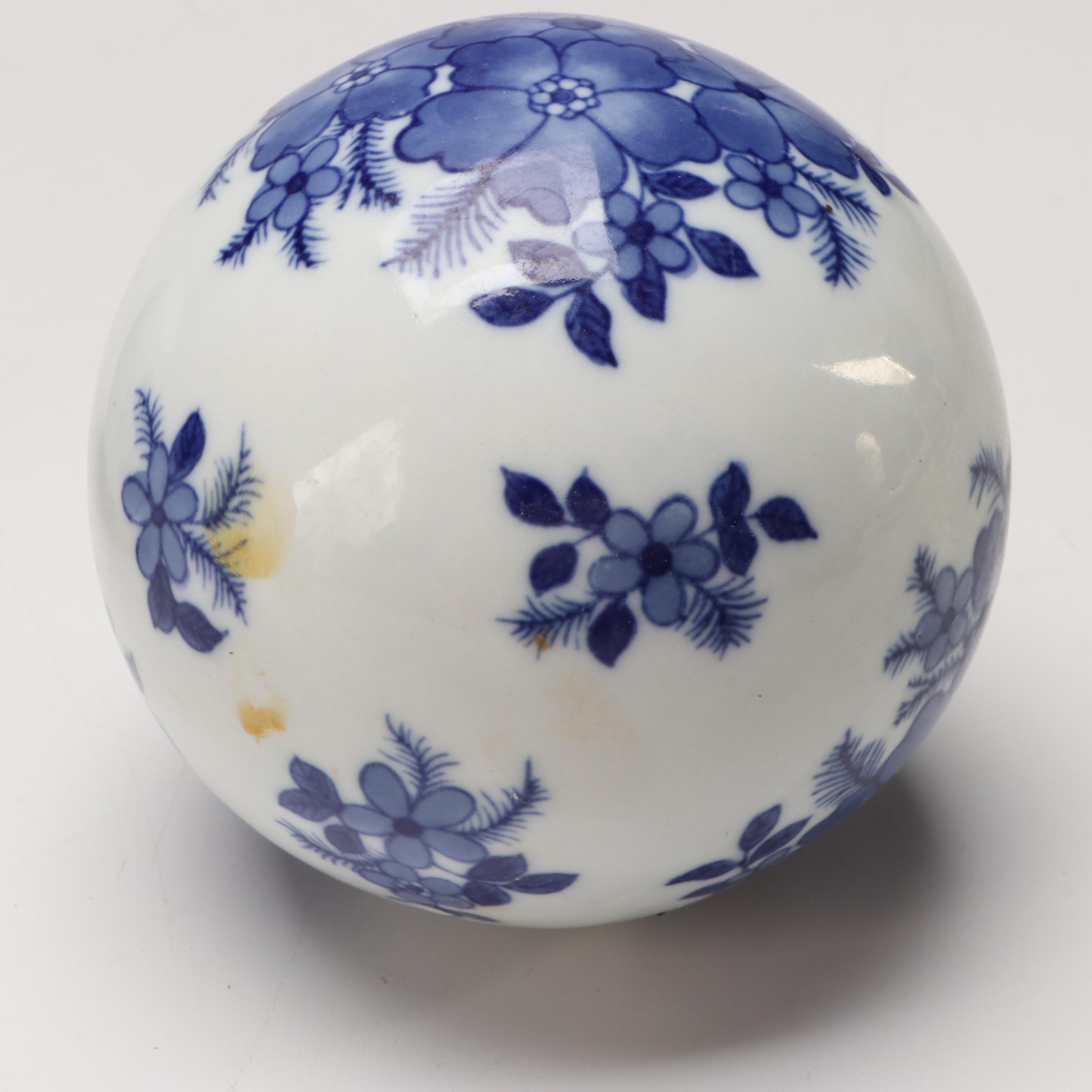 Porcelain Blue and White Carpet Bowl Style Orbs